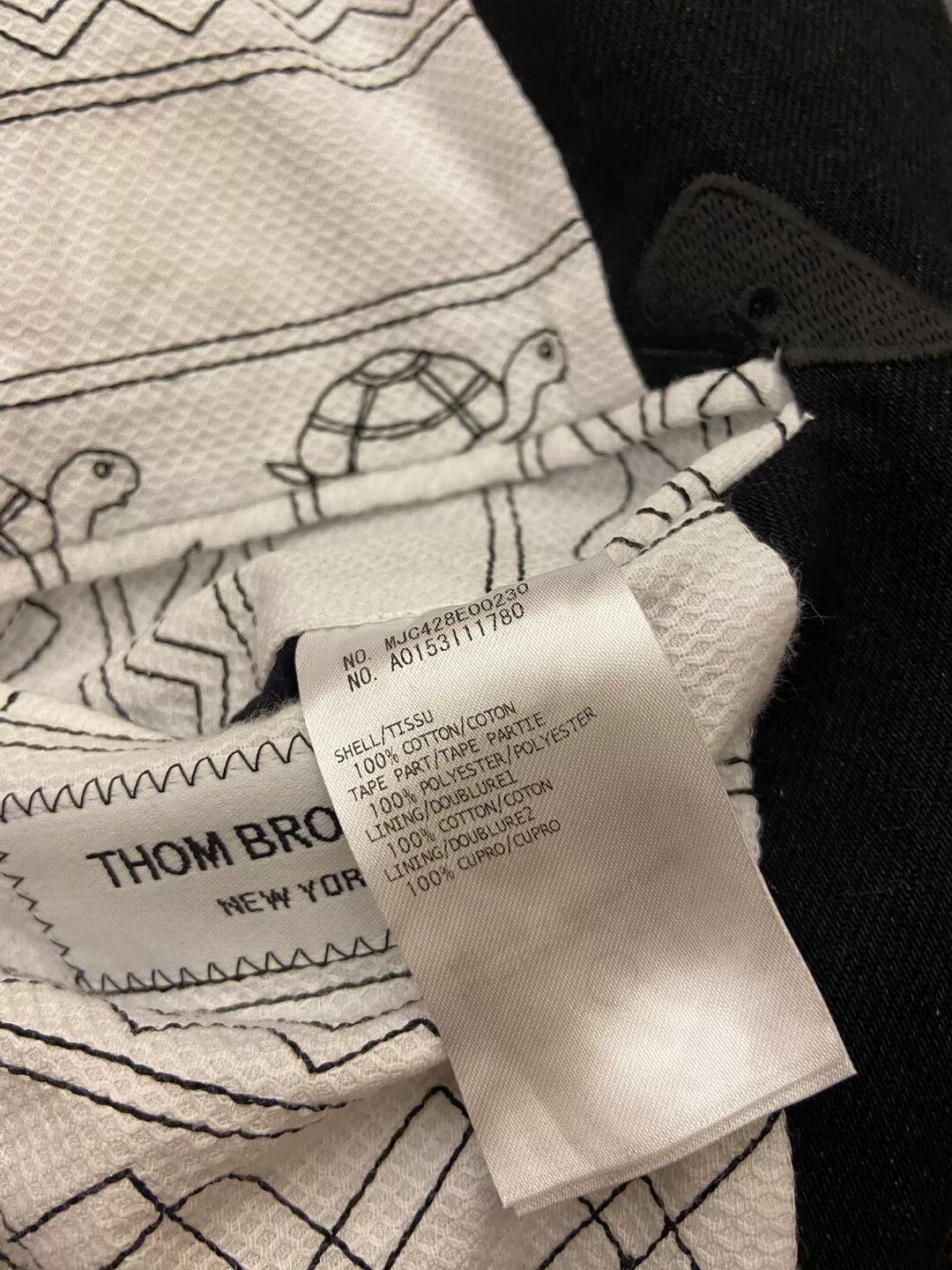 Thom Browne thom browne embroidered black coat with details Size US M / EU 48-50 / 2 - 7 Thumbnail