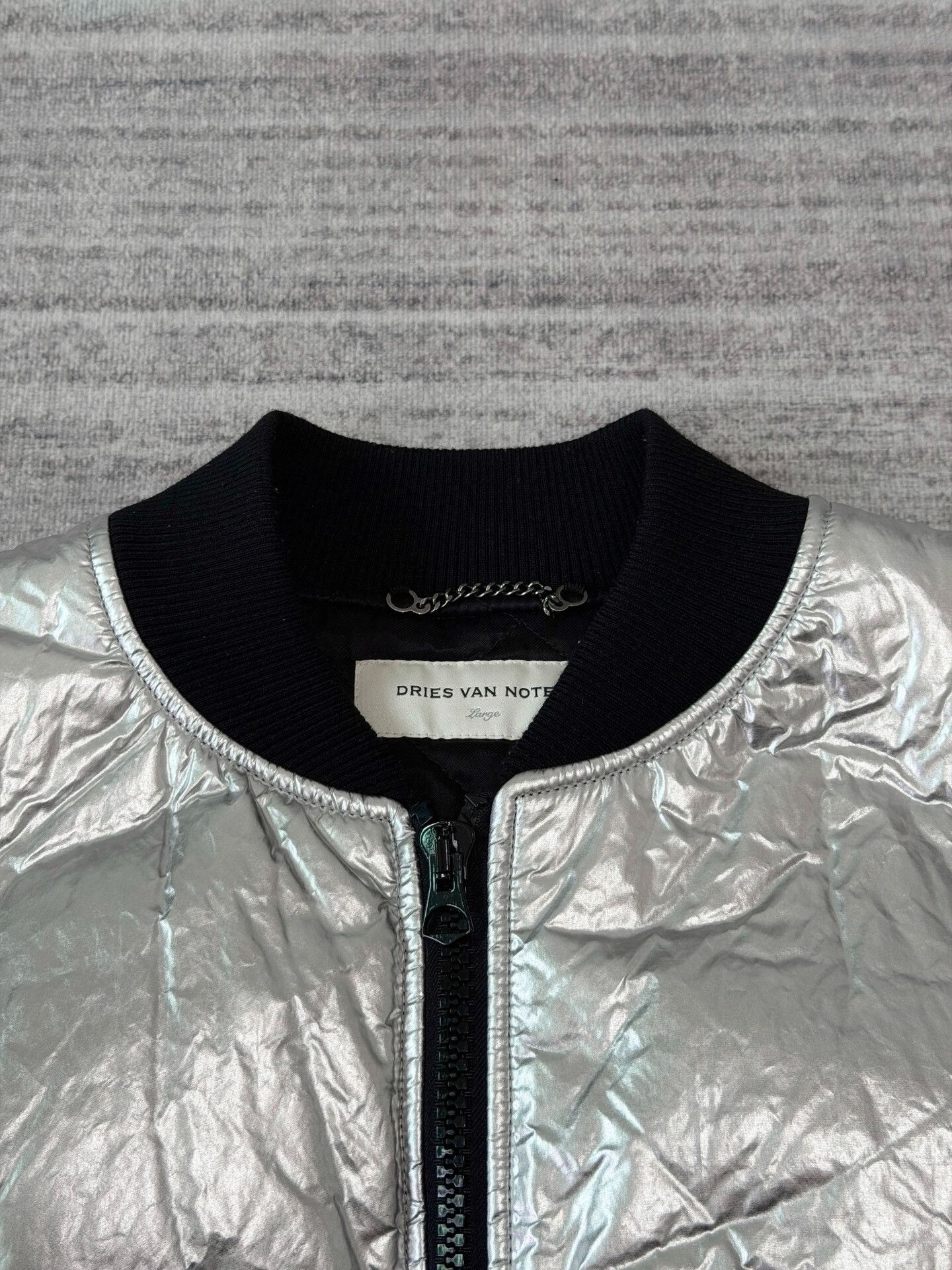 Dries Van Noten silver bomber jacket with back zipper Size US L / EU 52-54 / 3 - 5 Thumbnail