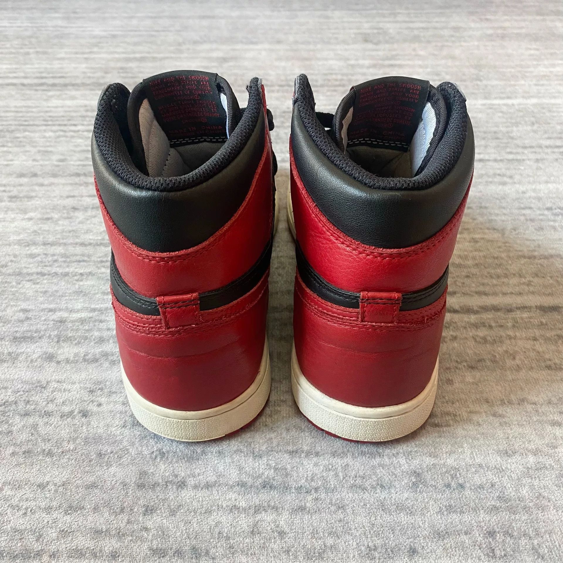 Jordan Brand air jordan 1 banned black red sneakers Size US 8.5 / EU 41-42 - 5 Thumbnail