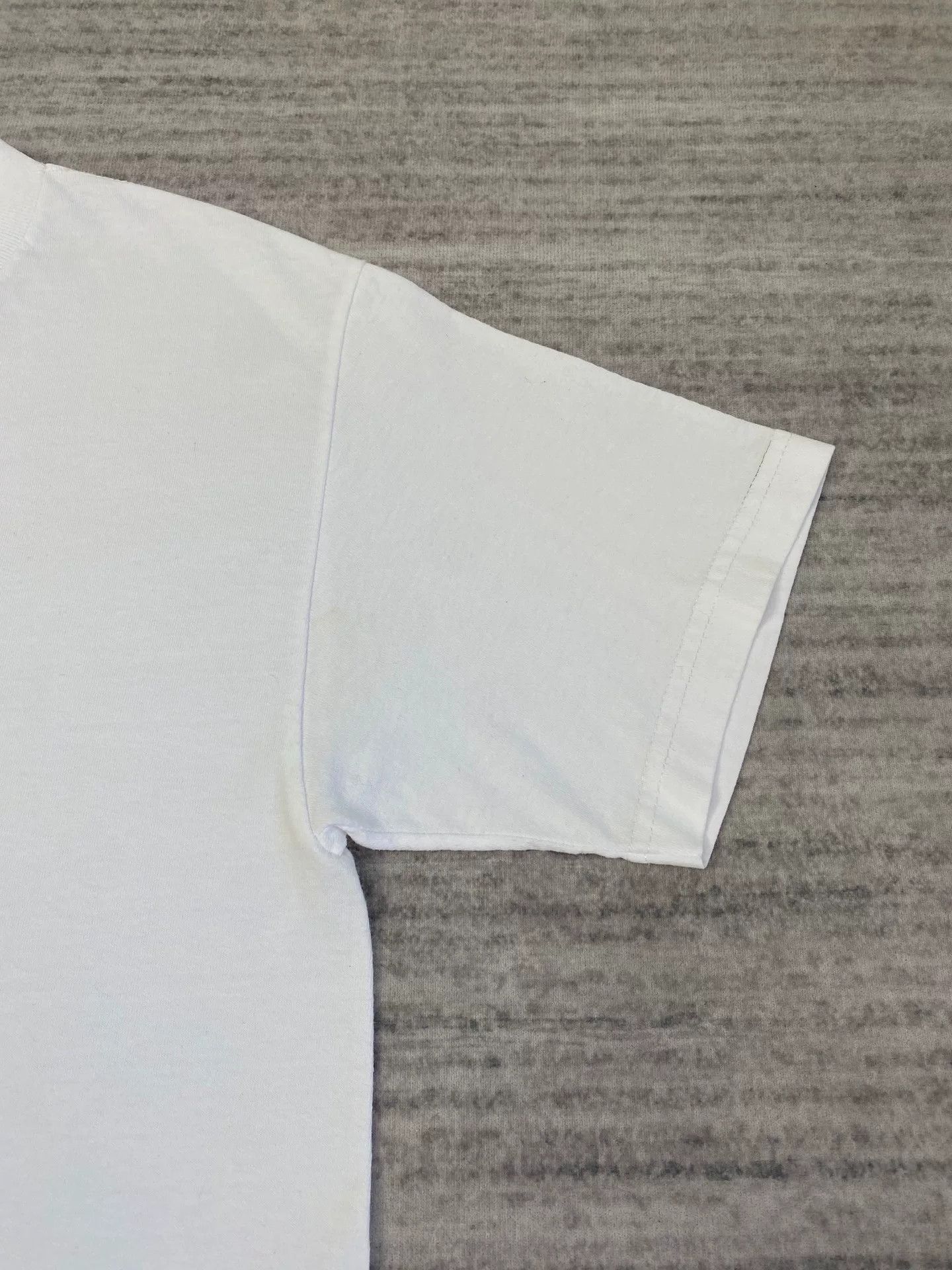Supreme supreme japan relief box logo tee Size US M / EU 48-50 / 2 - 5 Thumbnail