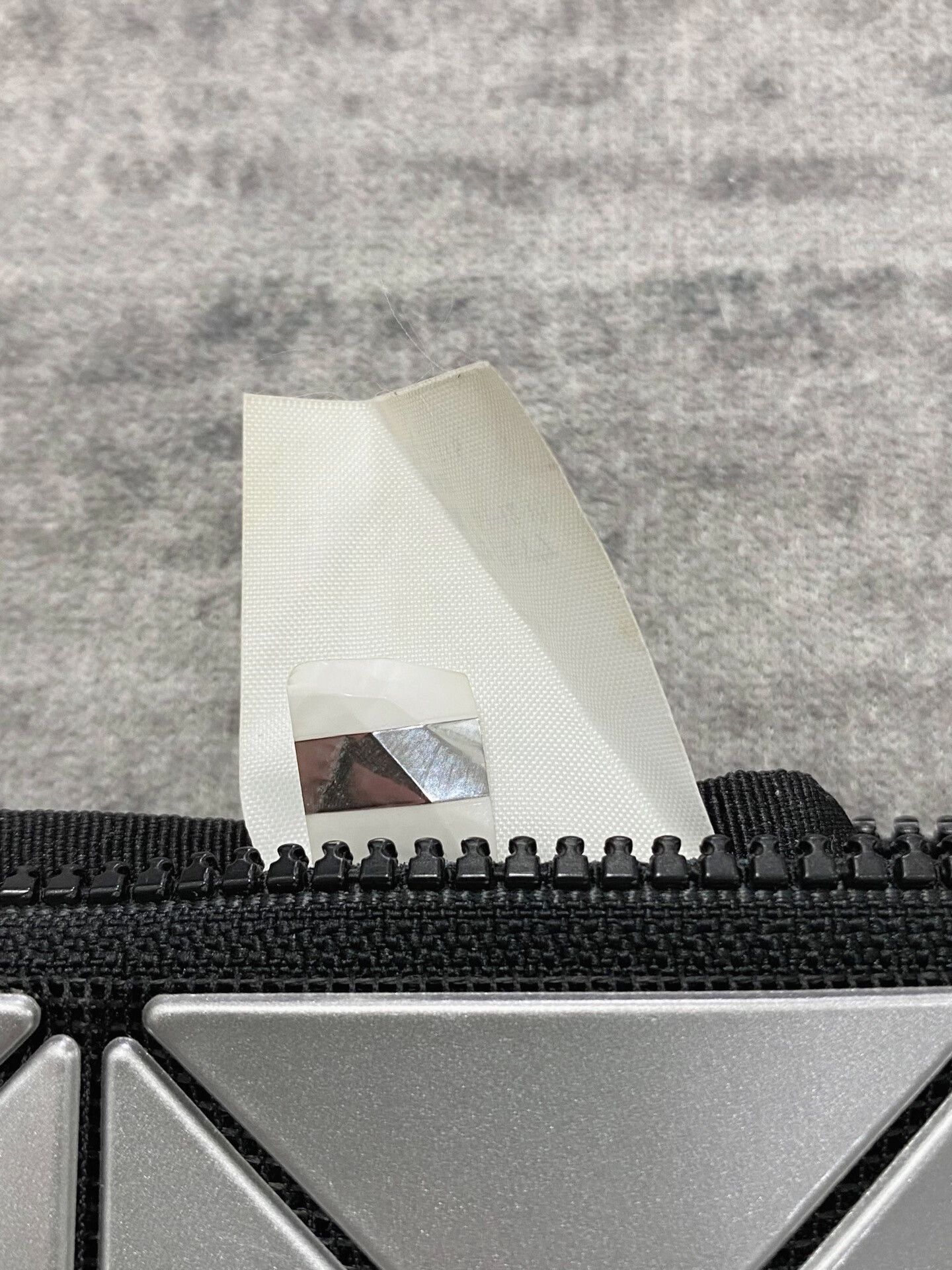 Issey Miyake Issey Miyake Silver 3x4 Shoulder Tote Bag Size ONE SIZE - 7 Thumbnail
