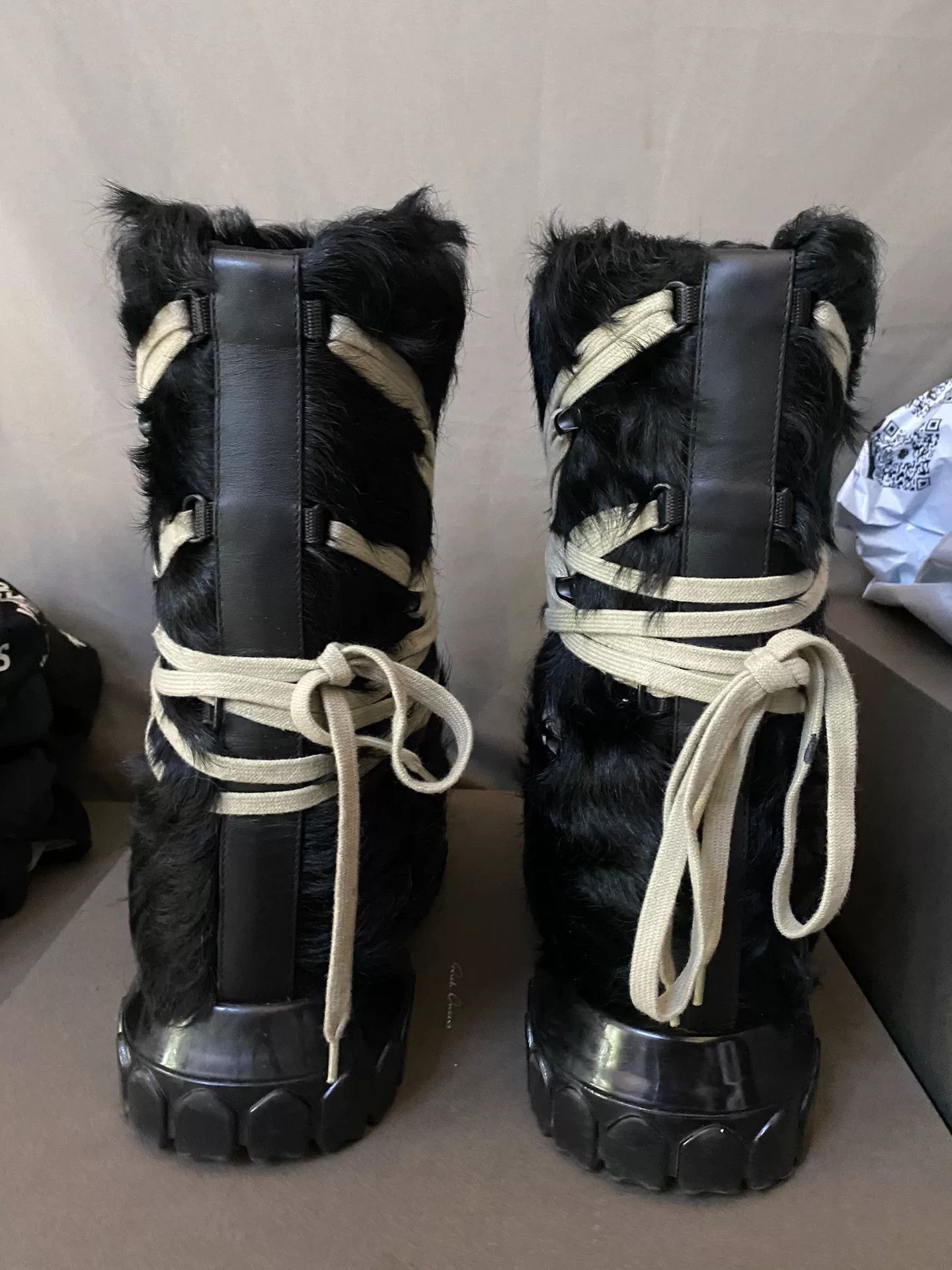Rick Owens rick owens fur lace-up snow boots Size US 7.5 / IT 37.5 - 4 Thumbnail