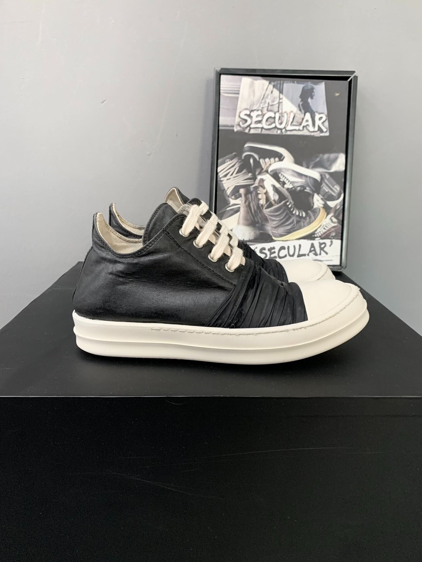 Rick Owens rick owens black and white low-top sneakers Size US 6 / IT 36 - 2 Thumbnail