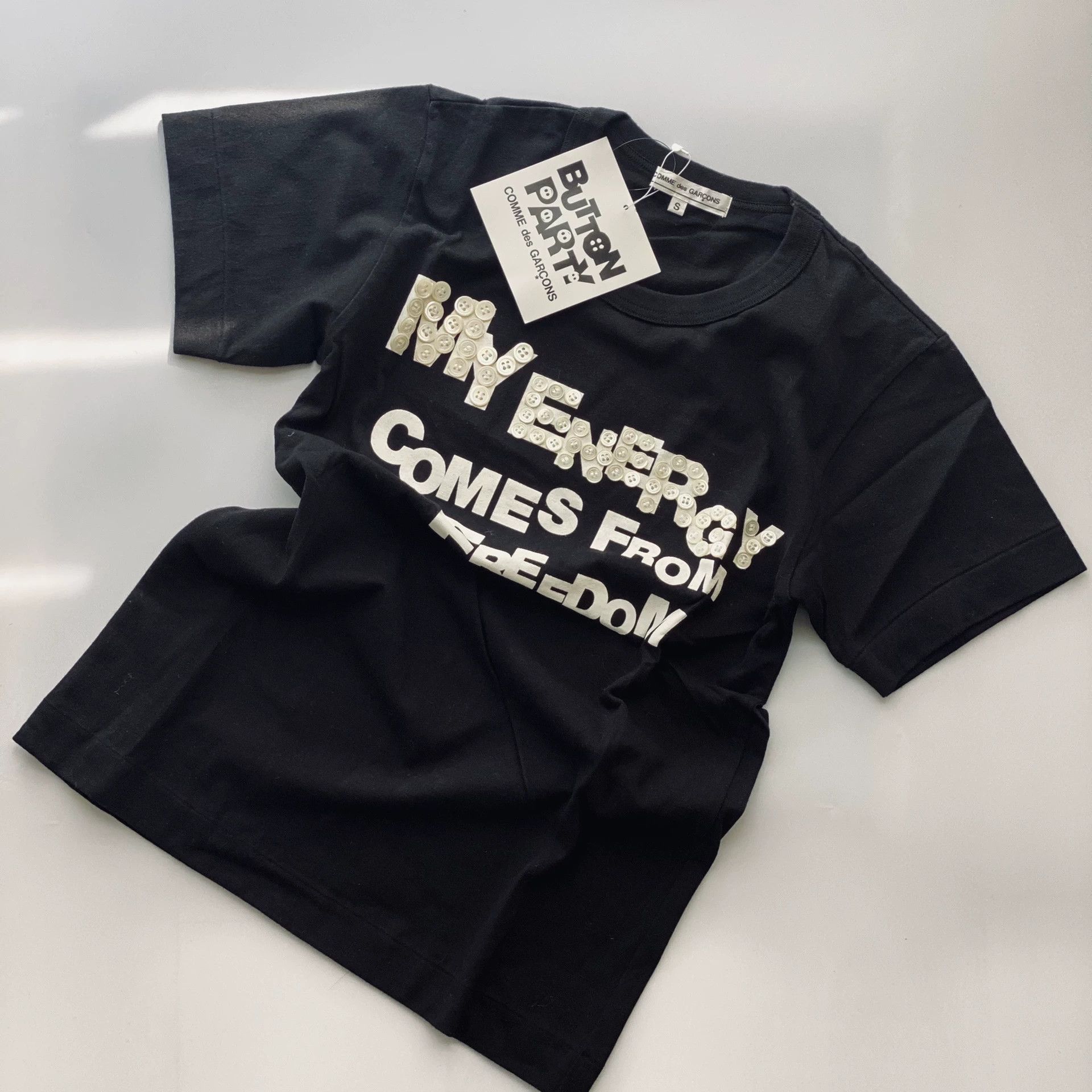 Comme des Garcons comme des garcons Button Party Black T-Shirt Size S / US 4 / IT 40 - 3 Thumbnail