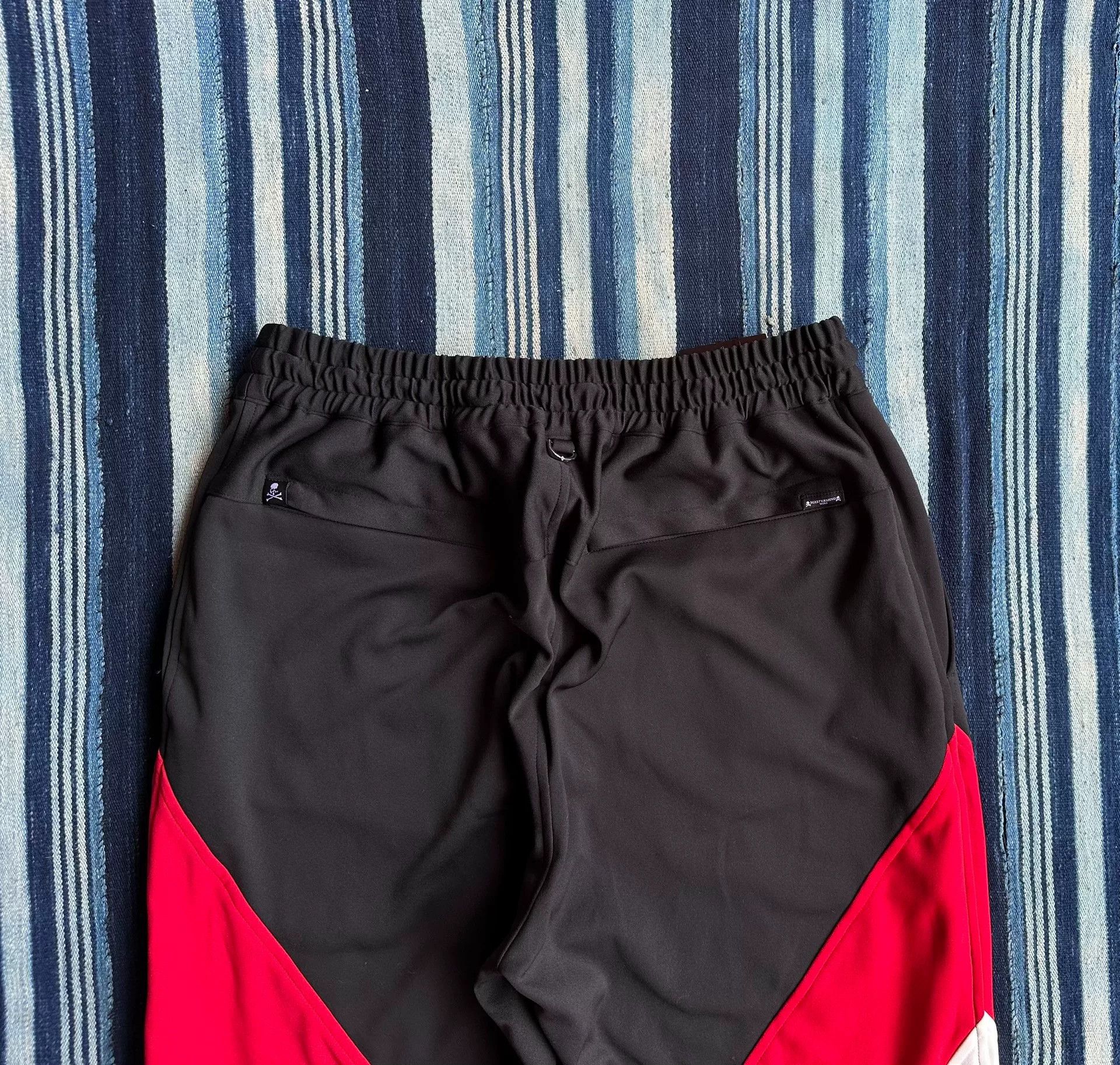 Mastermind Japan mastermind japan athletic jogger pants with logo Size US 32 / EU 48 - 4 Thumbnail