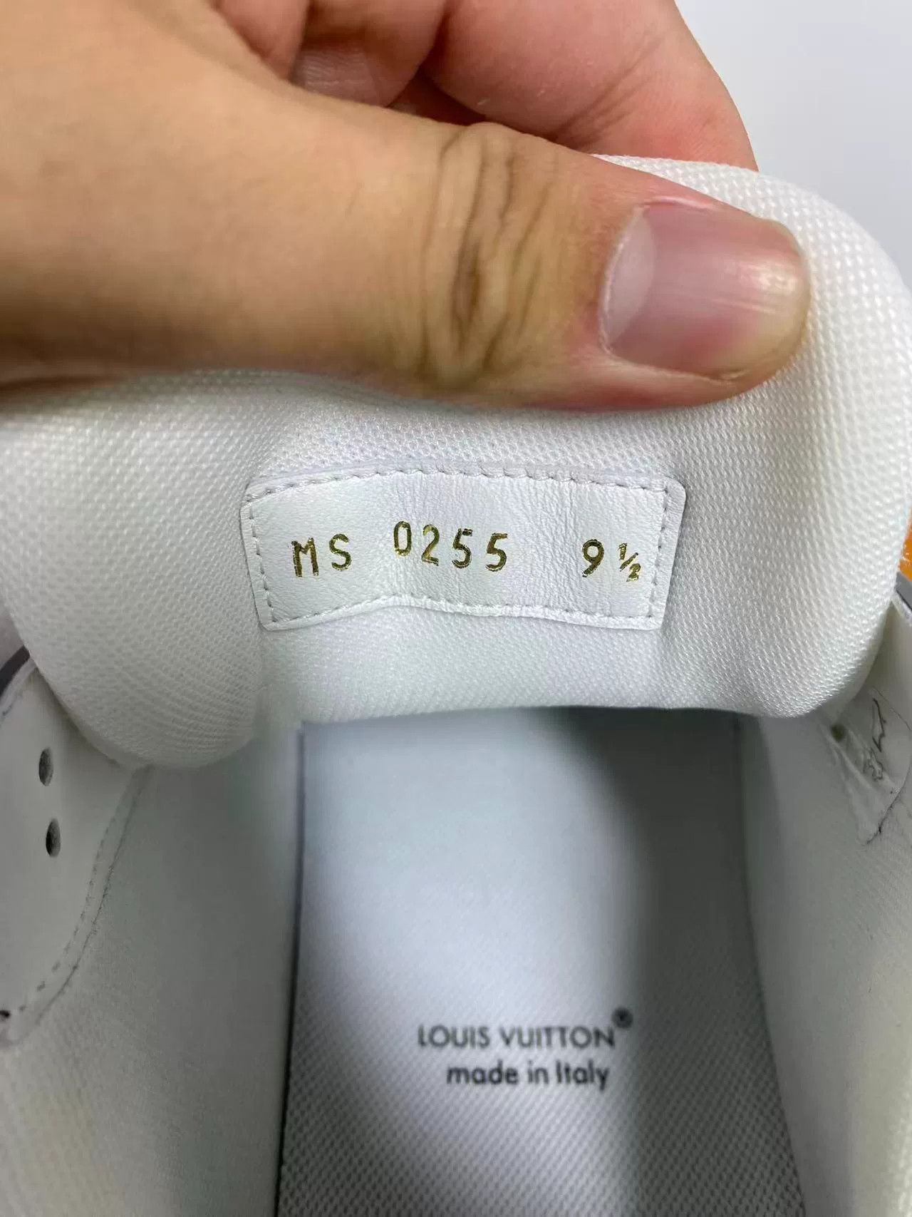 Louis Vuitton LV Trainer Gray White Sneakers Size 9.5 Size US 9.5 / EU 42-43 - 2 Thumbnail