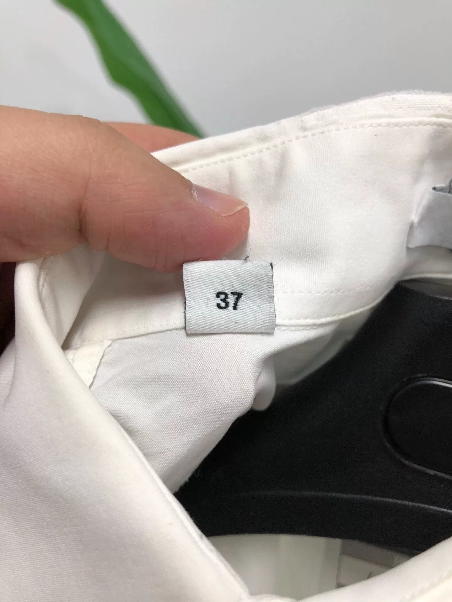 Givenchy Givenchy White Star Collar Shirt Size 37 Size US M / EU 48-50 / 2 - 5 Thumbnail