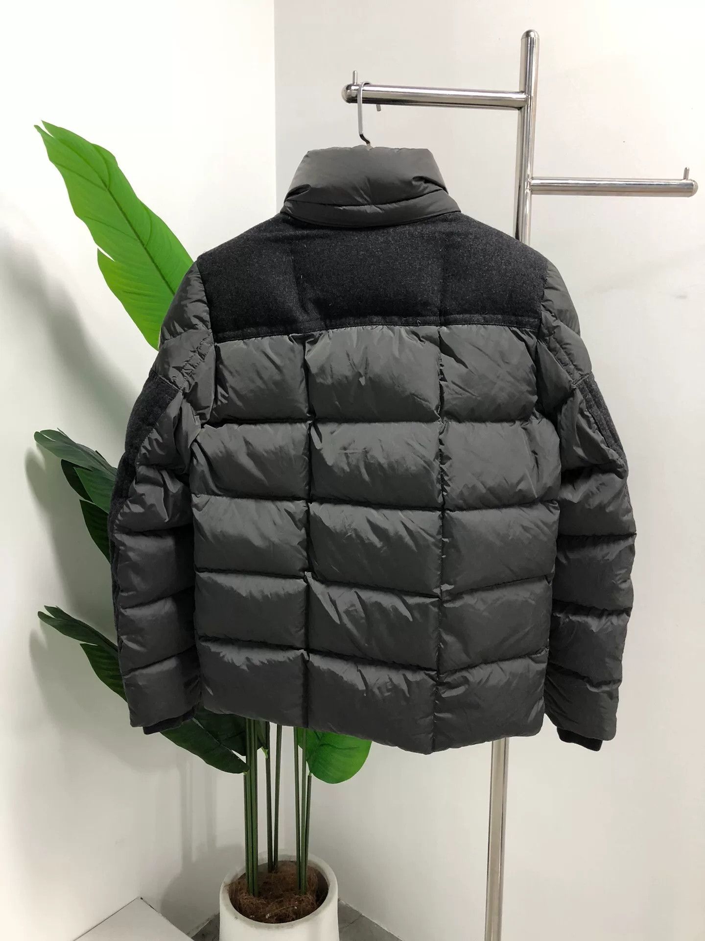 Moncler moncler black cashmere down jacket Size US S / EU 44-46 / 1 - 2 Thumbnail