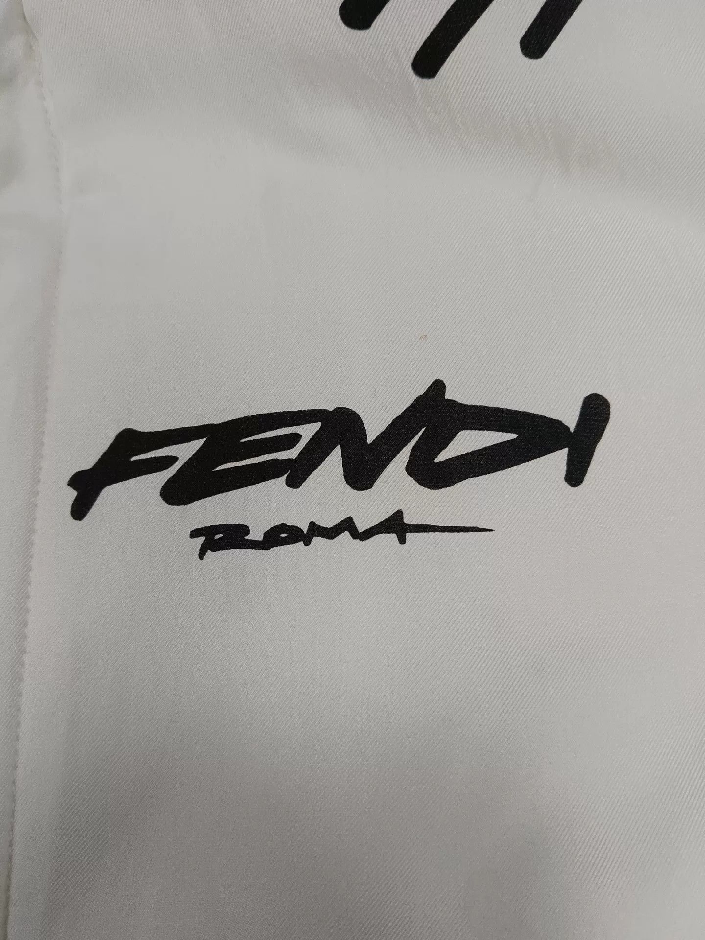 Fendi Fendi Comic Style Jacket in White Size L / US 10 / IT 46 - 4 Thumbnail