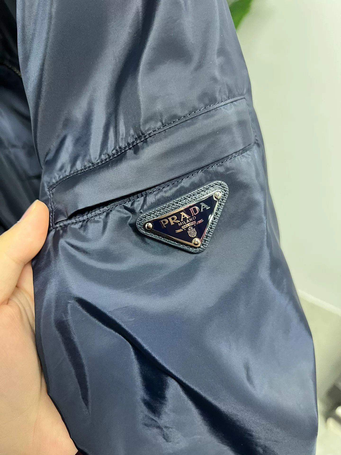Prada prada zip-up jacket with triangle logo Size US L / EU 52-54 / 3 - 3 Thumbnail