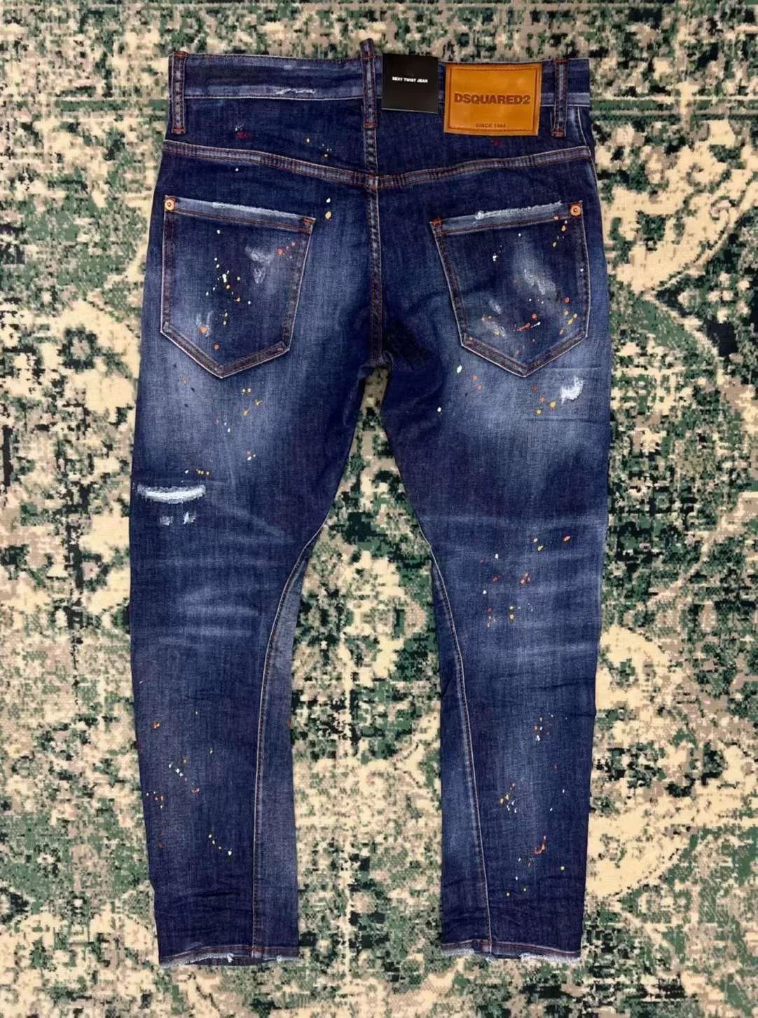 Dsquared2 sexy twist mid-rise skinny jeans Size 42" / US 20 - 2 Thumbnail