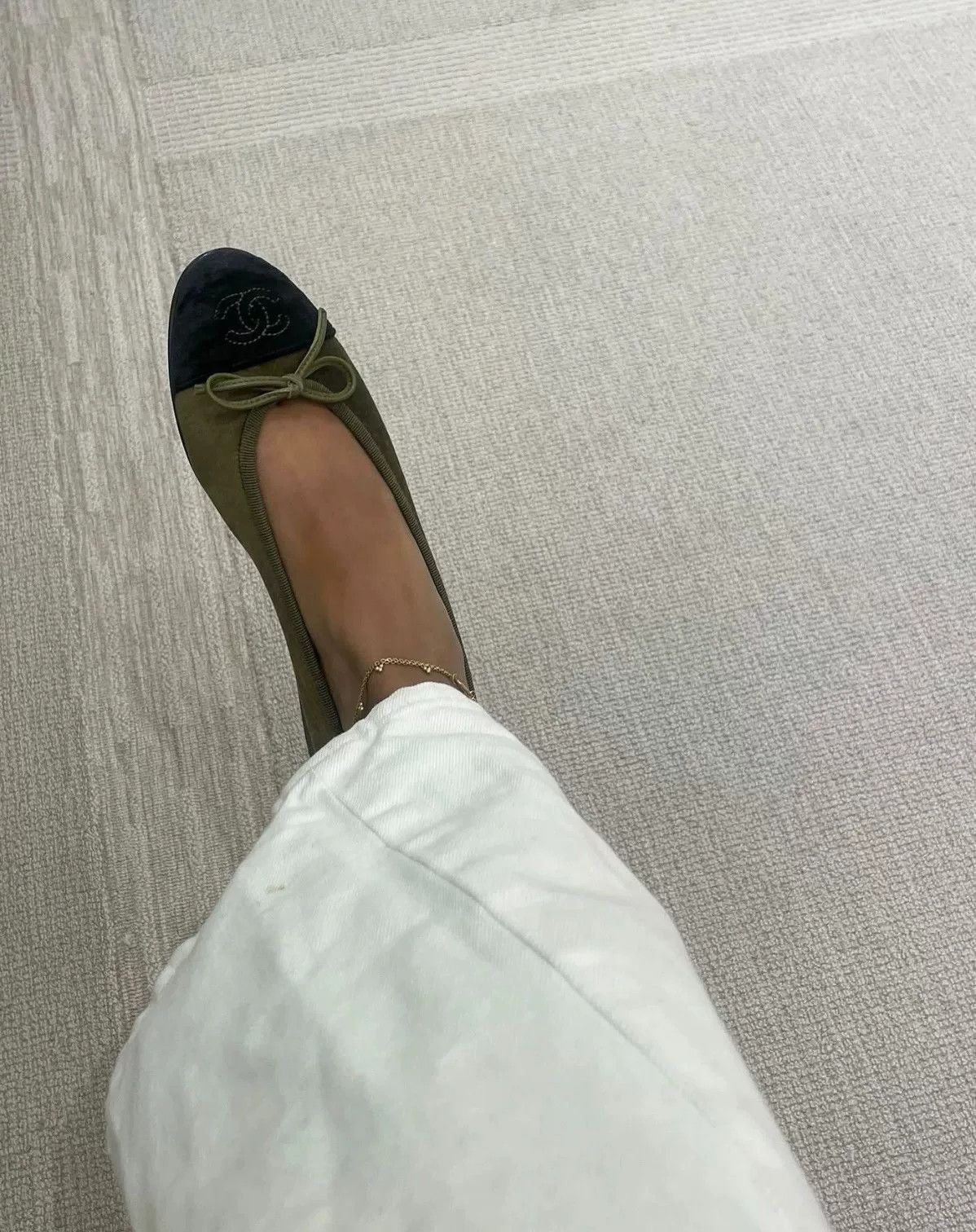 Chanel Chanel Velvet Ballerina Slingbacks with Bow Size US 6.5 / IT 36.5 - 9 Thumbnail