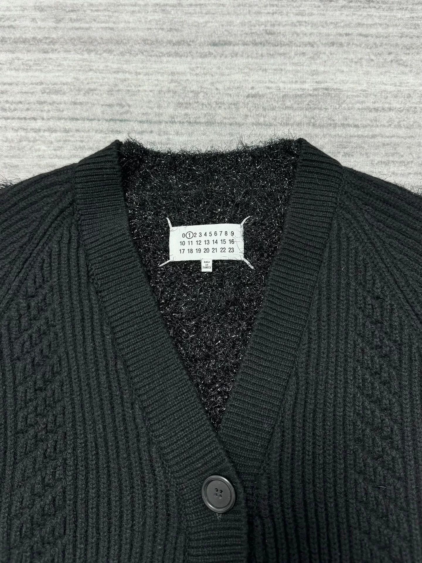 Maison Margiela black wool cardigan with silver sequins Size S / US 4 / IT 40 - 4 Thumbnail