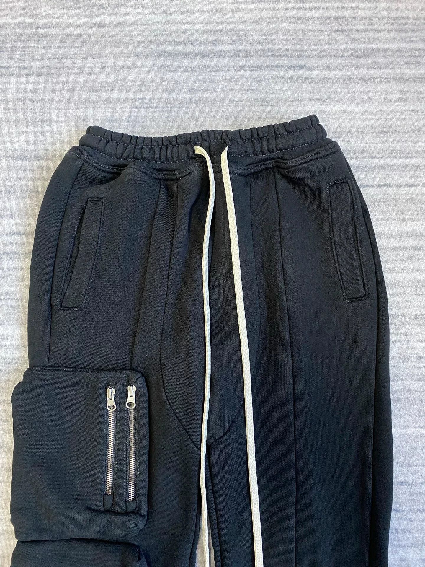 Far Afield black 3D pocket pants with flared hem Size 23" - 2 Thumbnail