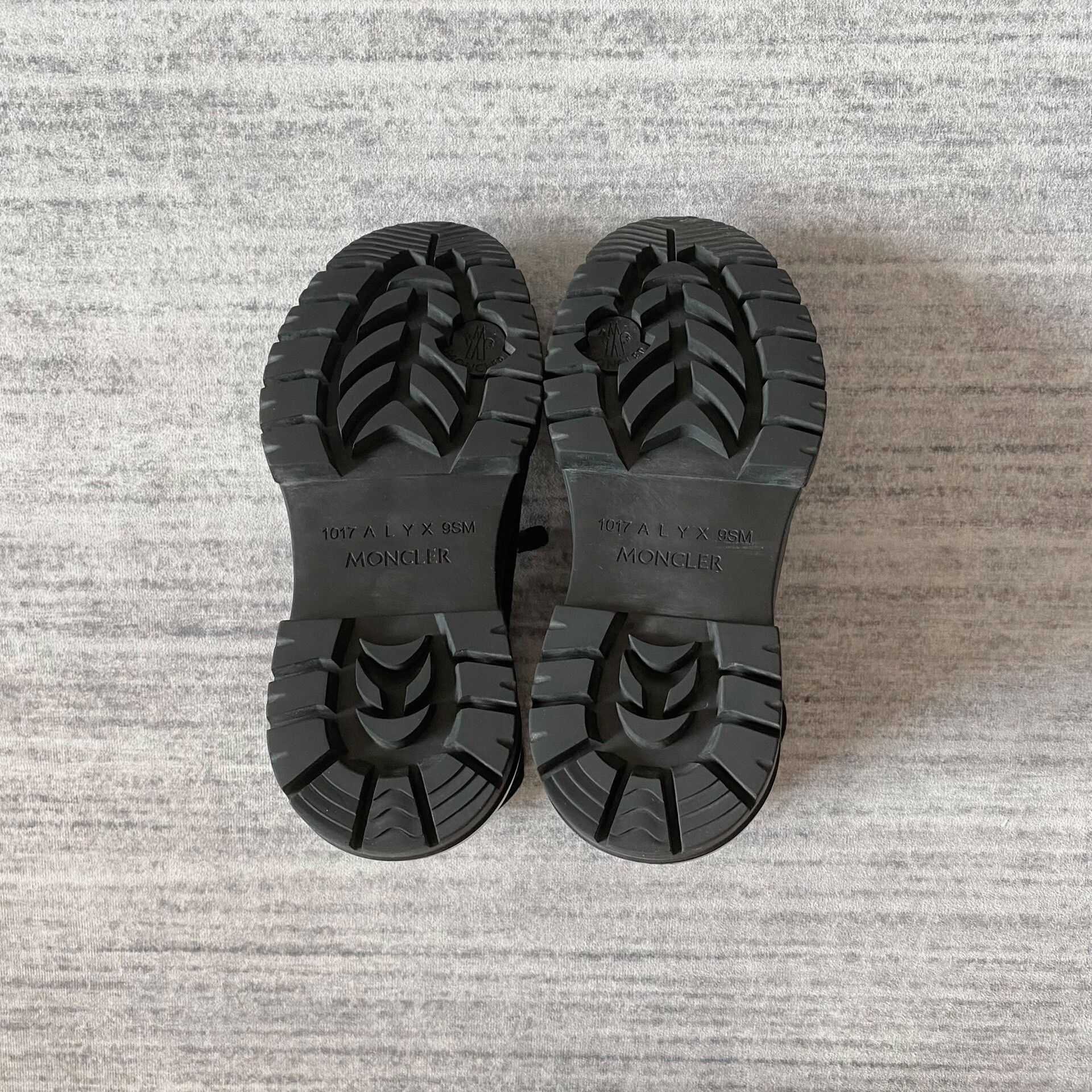 1017 ALYX 9SM moncler snow boots 1017 alyx 9sm Size US 9.5 / EU 42-43 - 6 Thumbnail
