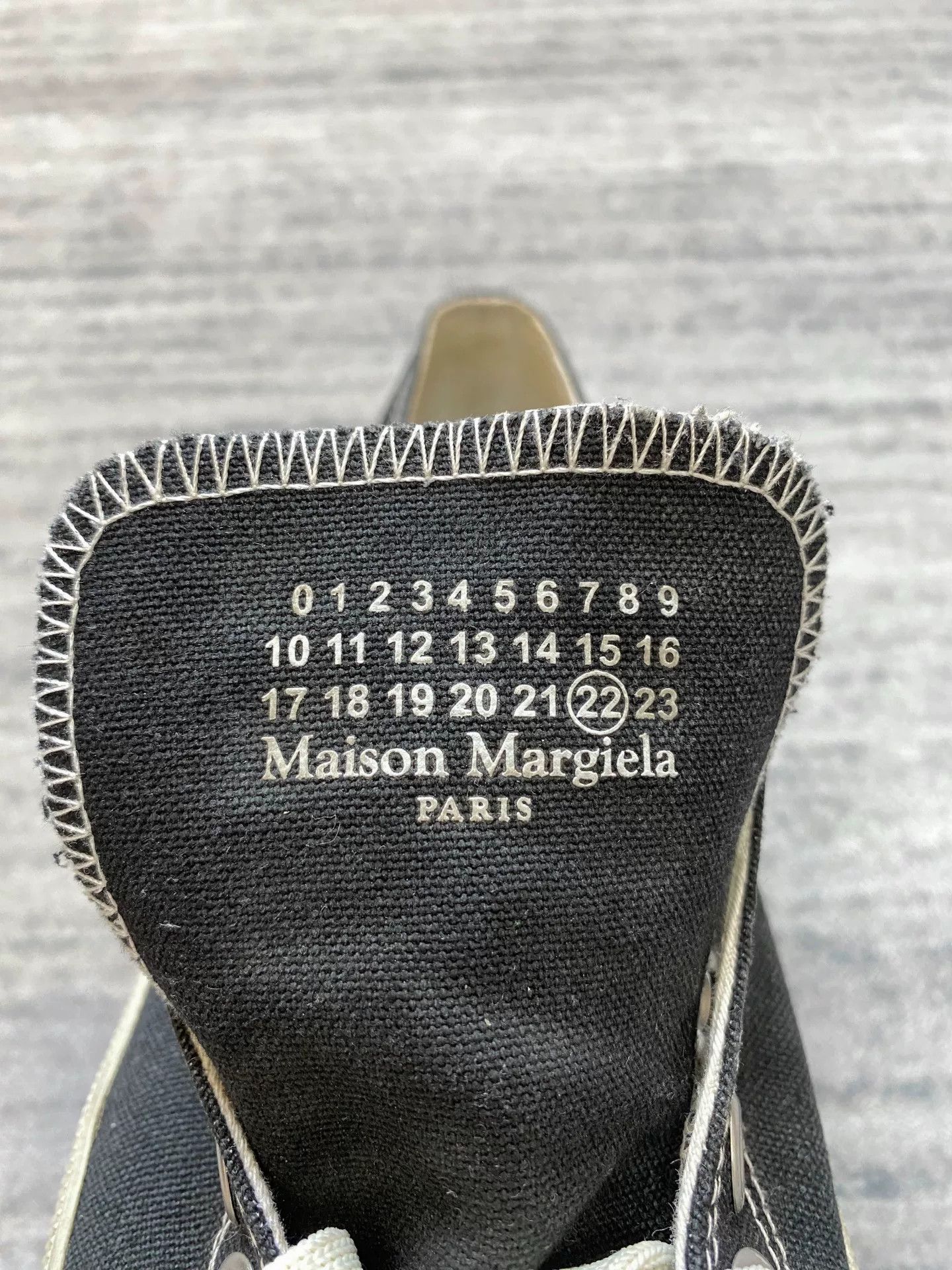 Maison Margiela Margiela Black and White Tabi Canvas Shoes Size US 6 / IT 36 - 7 Thumbnail