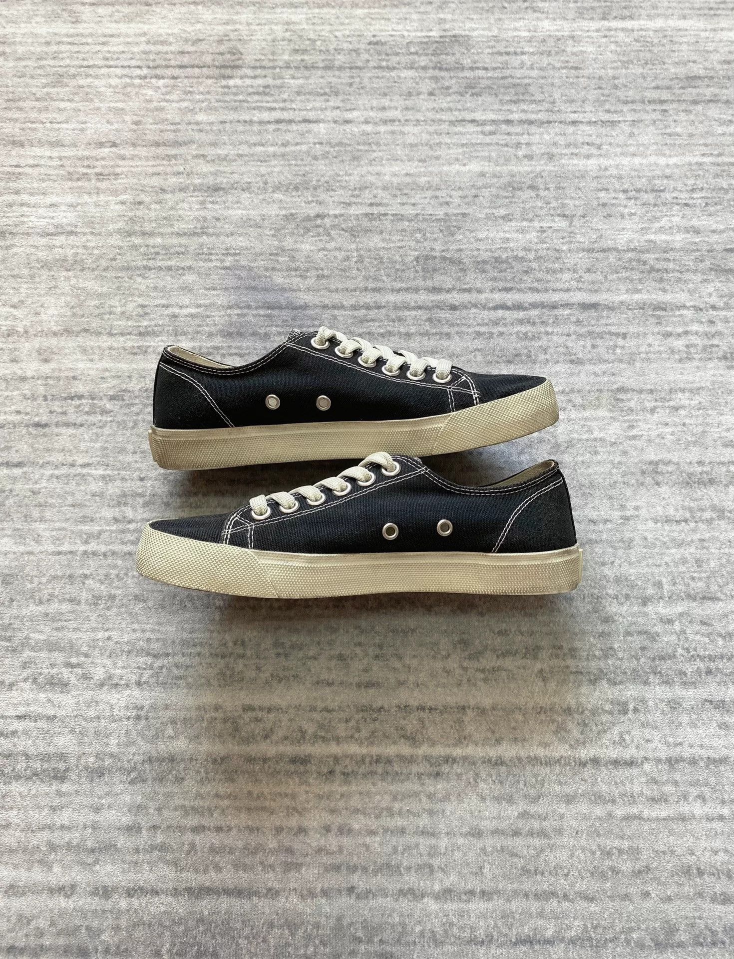 Maison Margiela Margiela Black and White Tabi Canvas Shoes Size US 6 / IT 36 - 4 Thumbnail