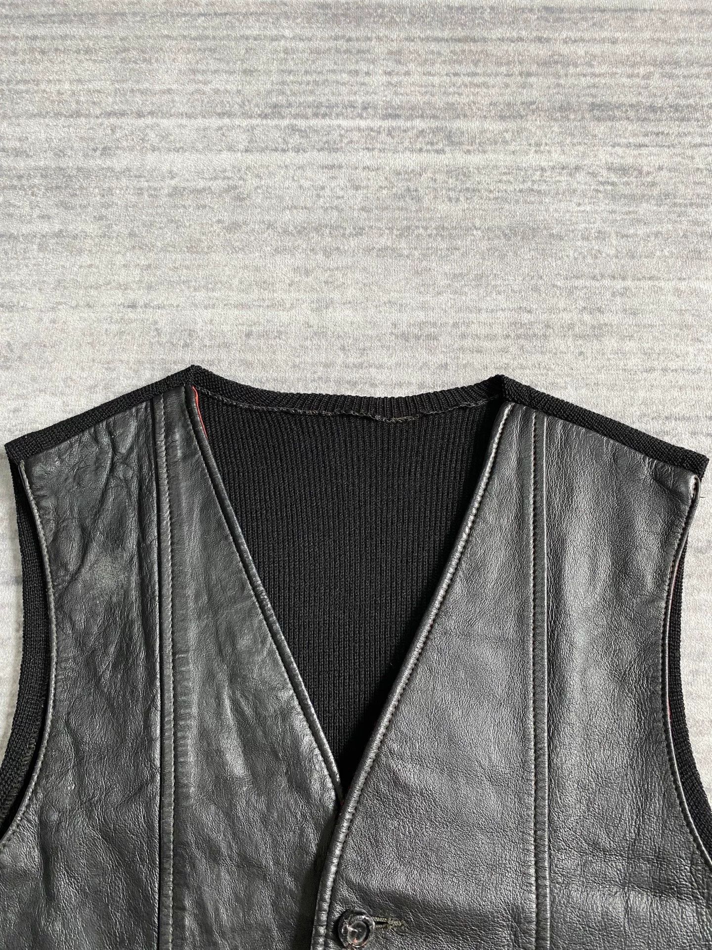 Vintage vintage western sleeveless leather vest Size US M / EU 48-50 / 2 - 4 Thumbnail