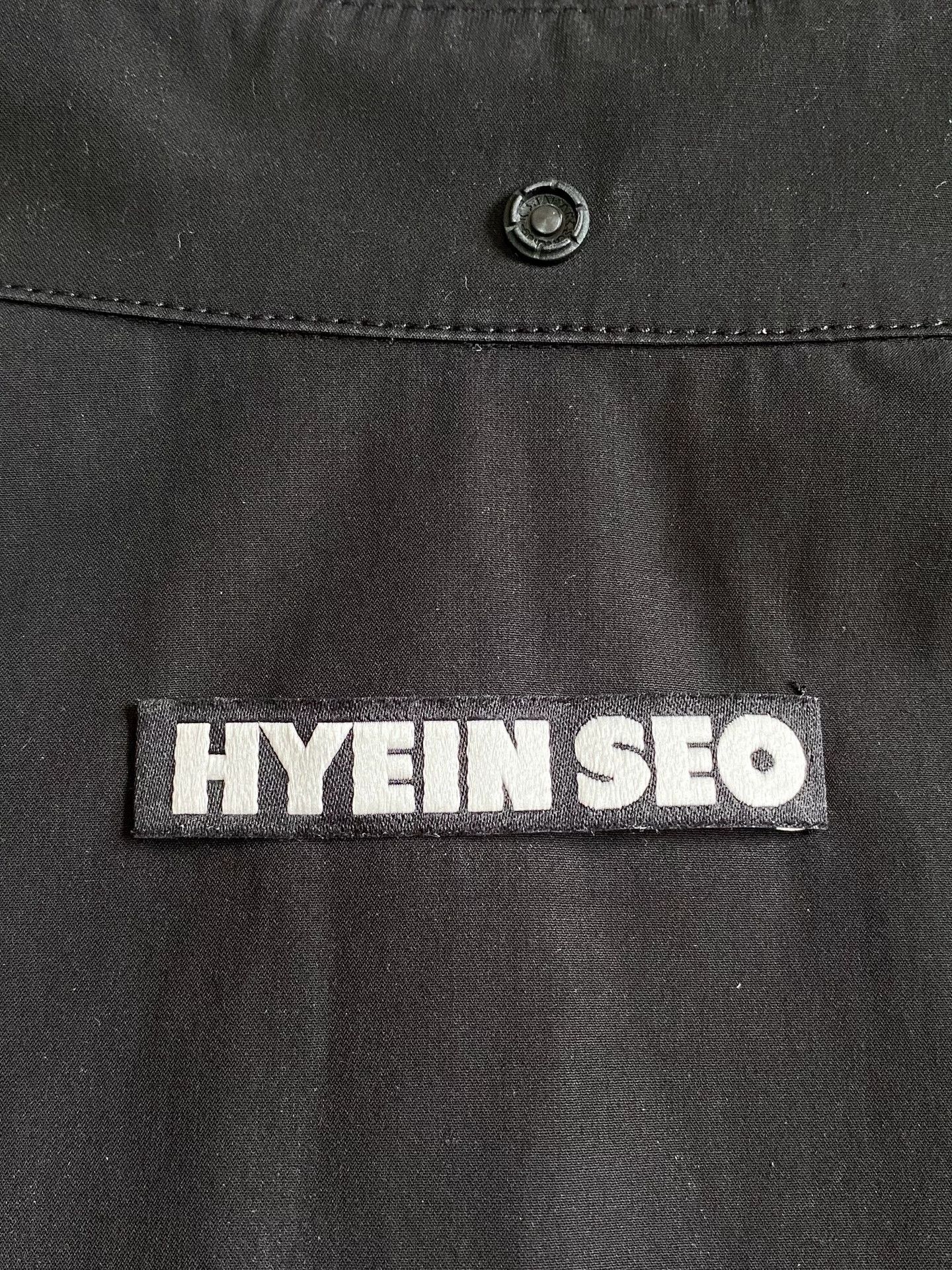 Hyein Seo black pocket shirt with hidden buttons Size US M / EU 48-50 / 2 - 5 Thumbnail