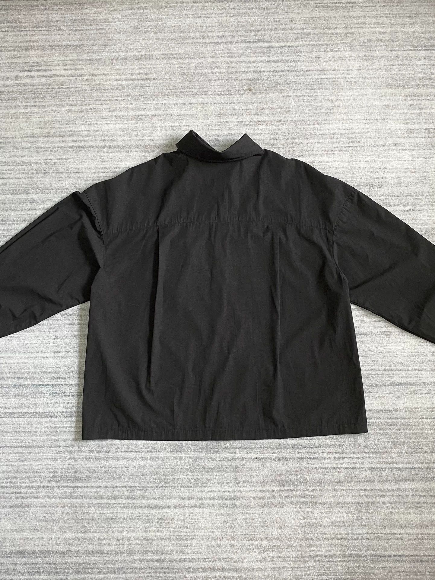 Hyein Seo black pocket shirt with hidden buttons Size US M / EU 48-50 / 2 - 2 Thumbnail