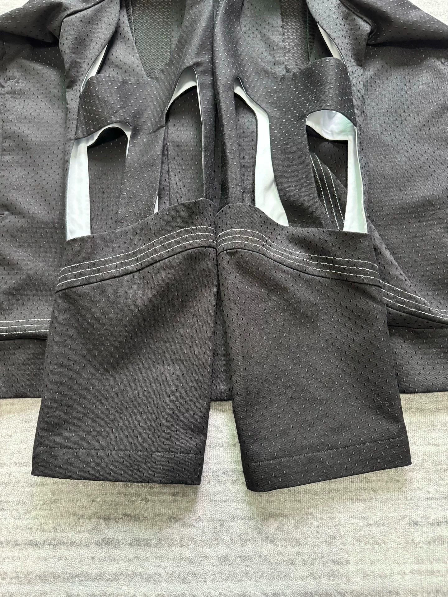 Kiko Kostadinov Kiko Kostadinov Hydra Shell Jacket Size US M / EU 48-50 / 2 - 5 Thumbnail