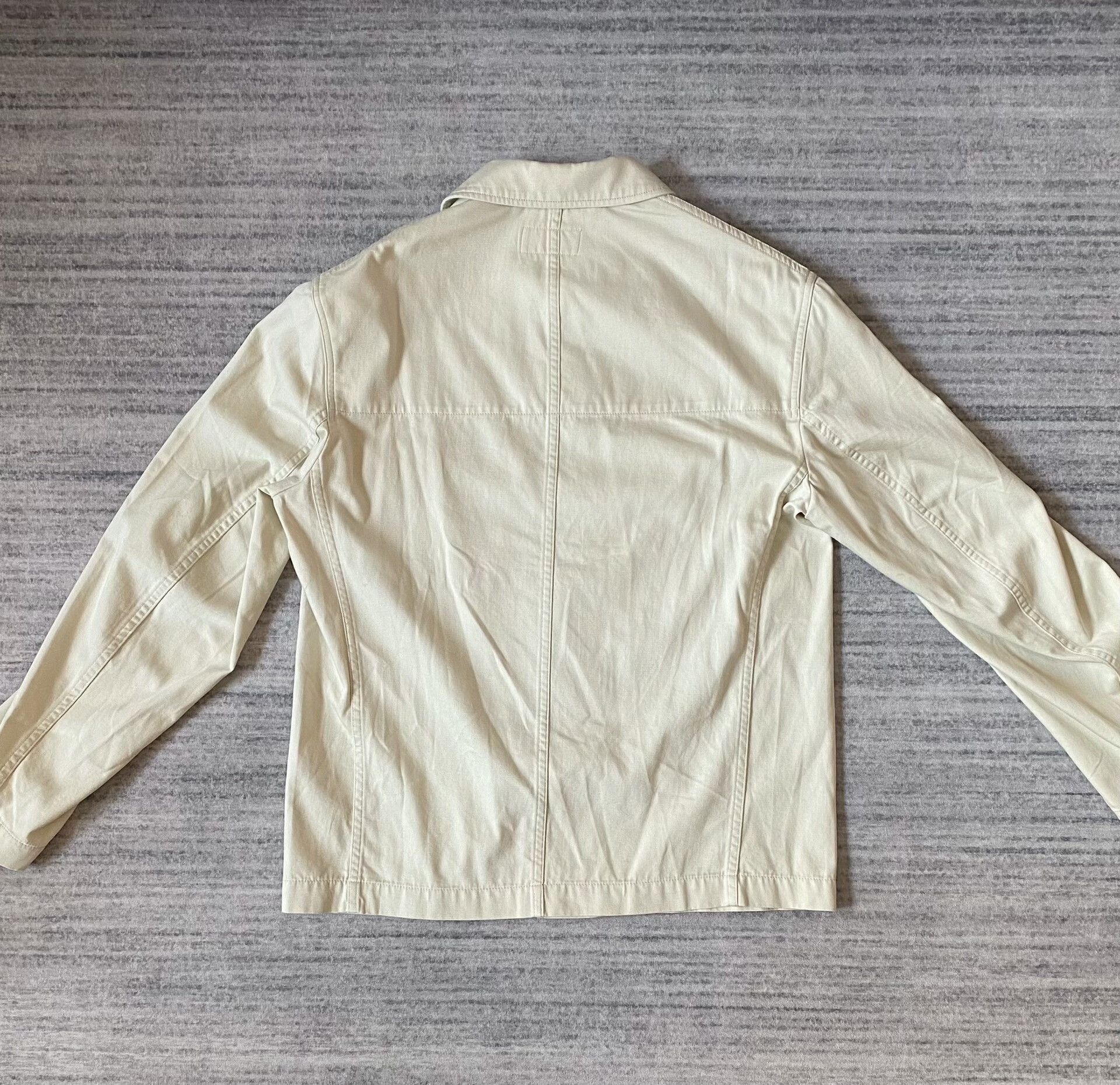 Lemaire multi-pocket boxy jacket shirt in cream Size US L / EU 52-54 / 3 - 2 Thumbnail