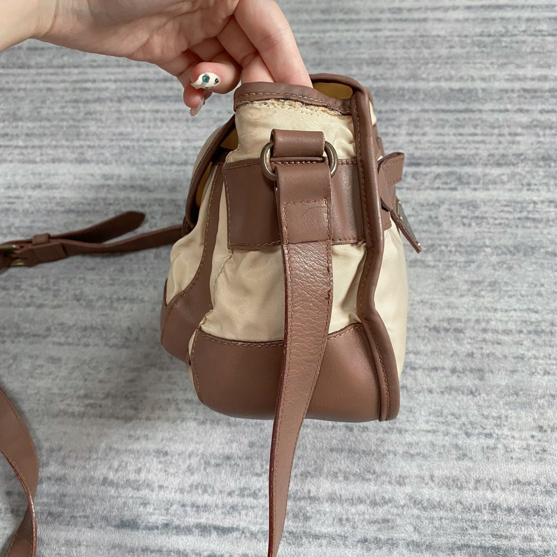 Prada Prada White Brown Mini Shoulder Bag Size ONE SIZE - 6 Thumbnail
