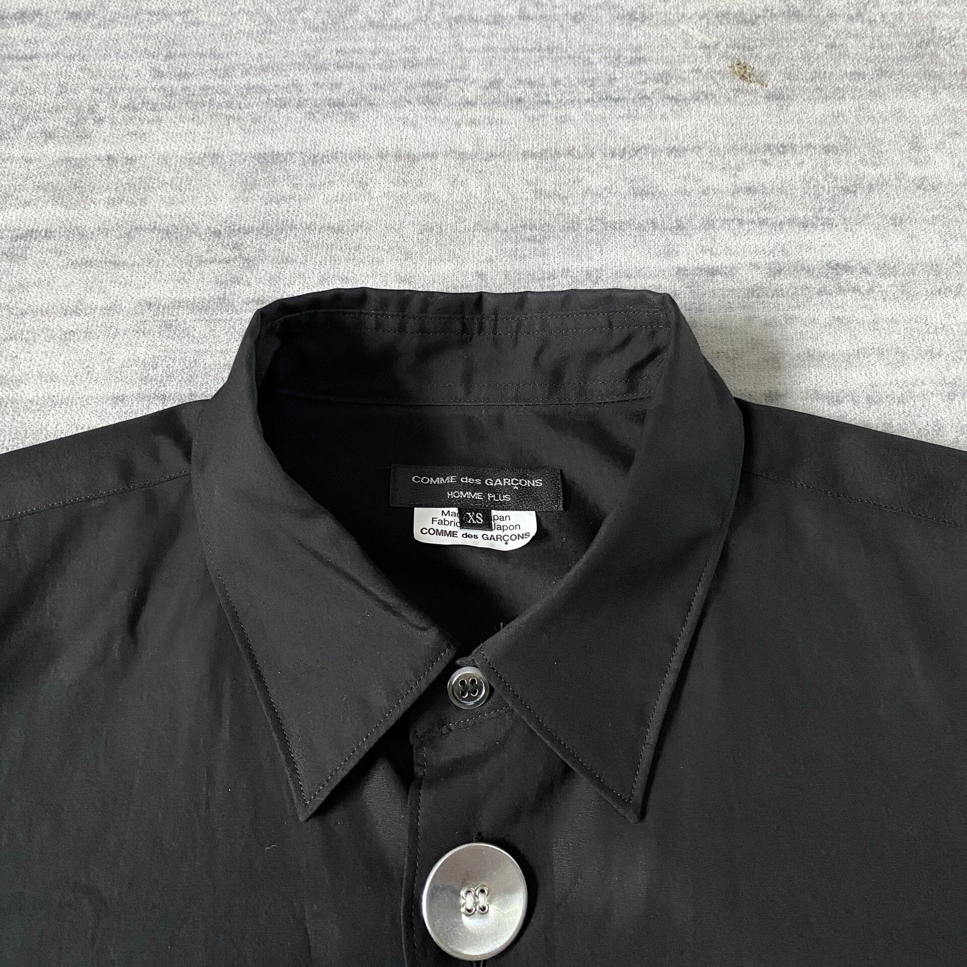 Comme des Garcons Comme Des Garcons Black Button-Up Shirt Jacket Size US XS / EU 42 / 0 - 4 Thumbnail