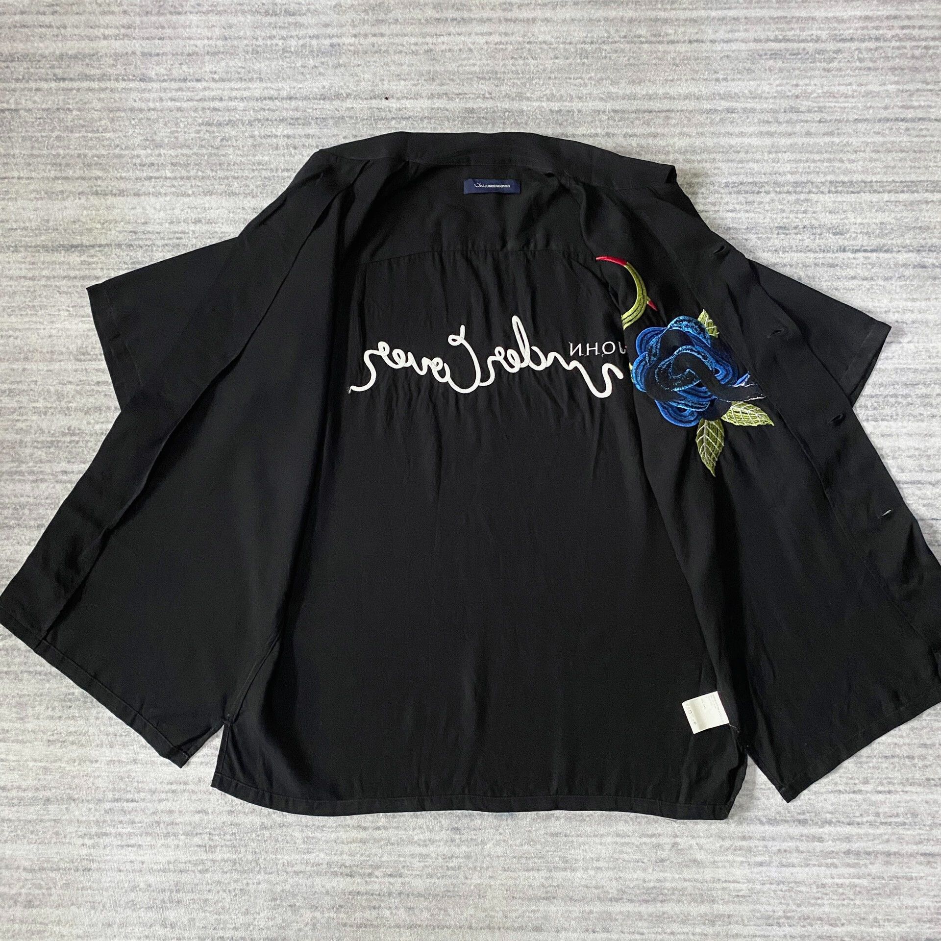 Undercover rose embroidered short-sleeve hawaiian shirt Size US S / EU 44-46 / 1 - 2 Thumbnail
