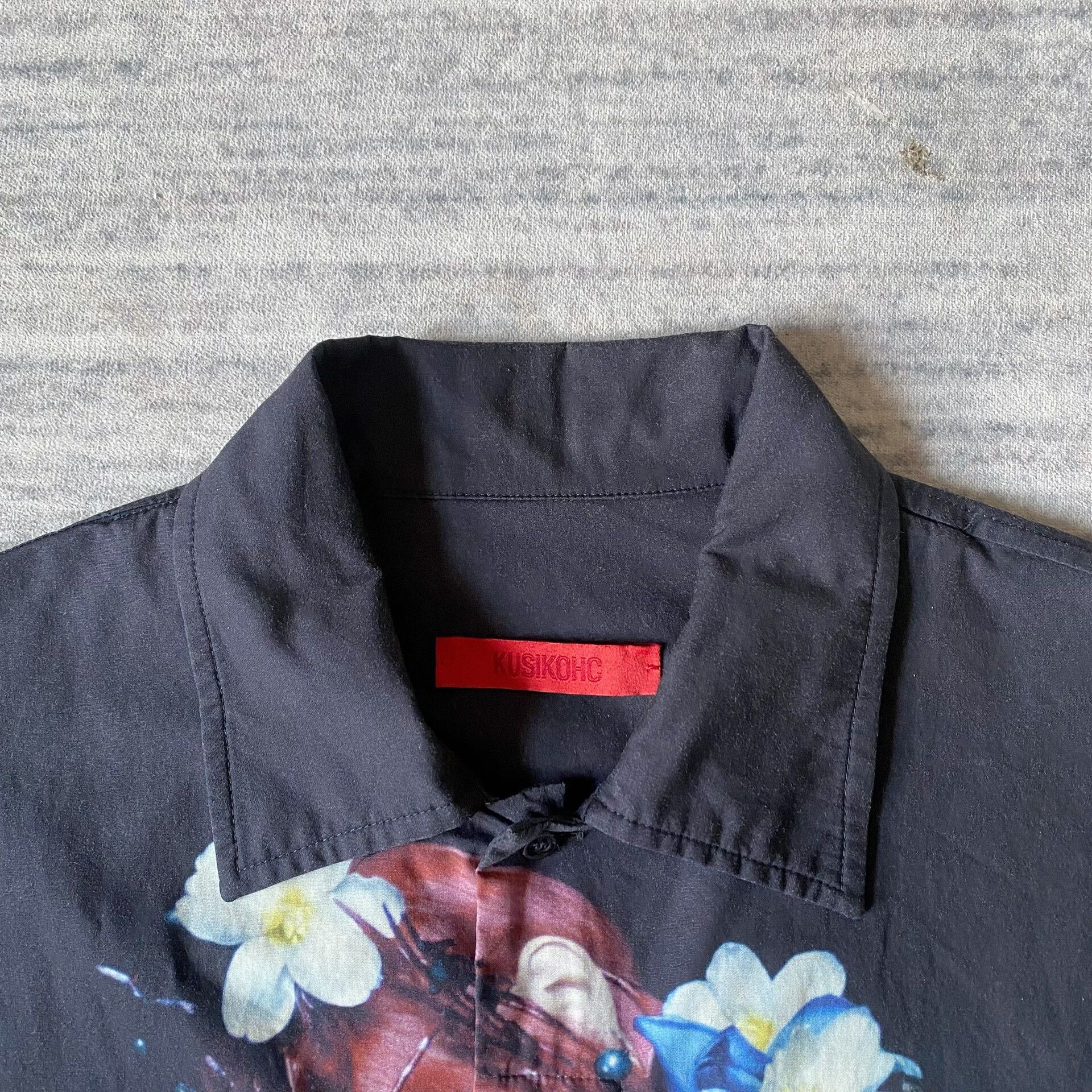 Kusikohc floral graphic short sleeve shirt for women Size M / US 6-8 / IT 42-44 - 4 Thumbnail