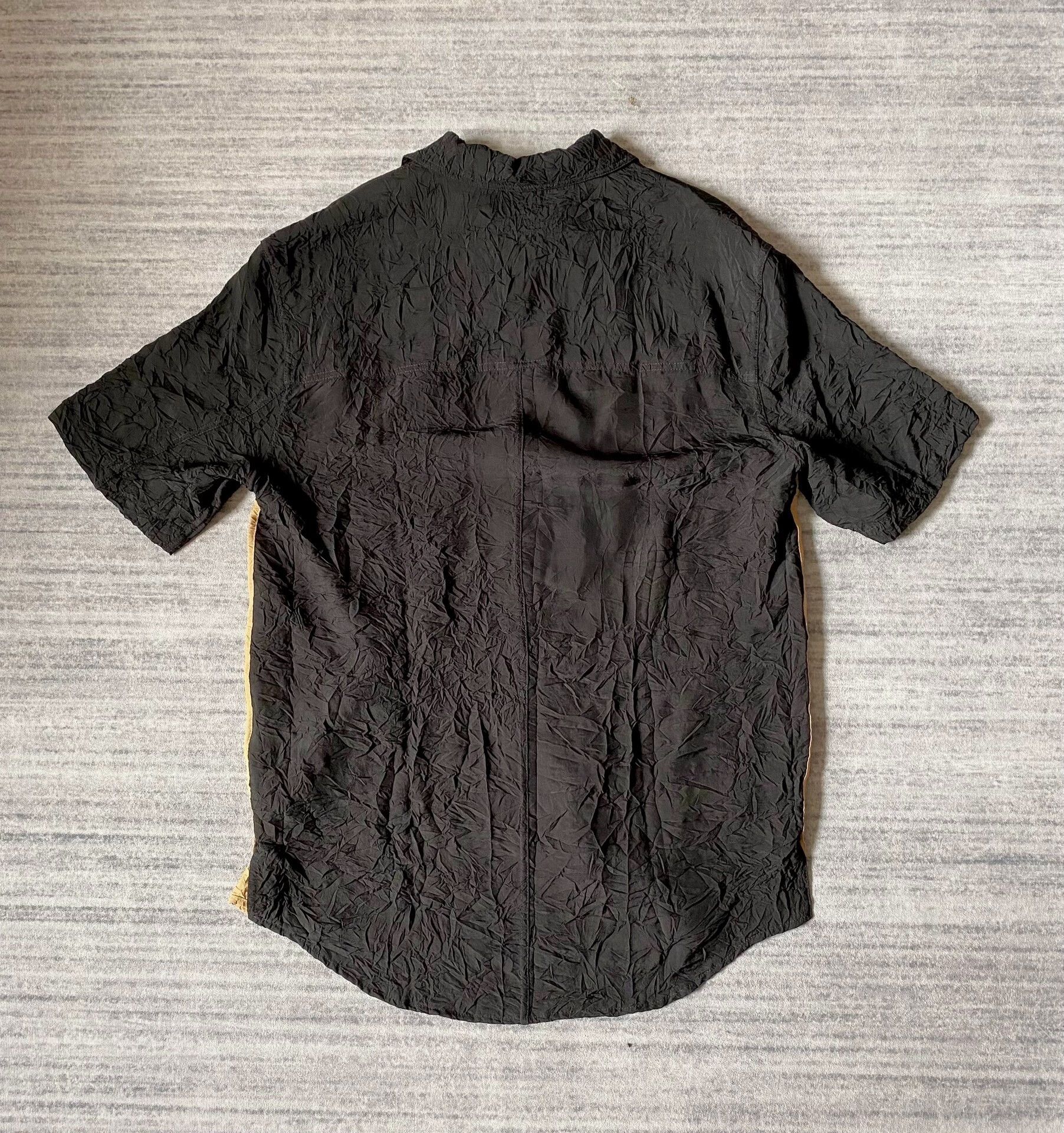 Song For The Mute black and yellow short sleeve Hawaiian shirt Size US M / EU 48-50 / 2 - 3 Thumbnail