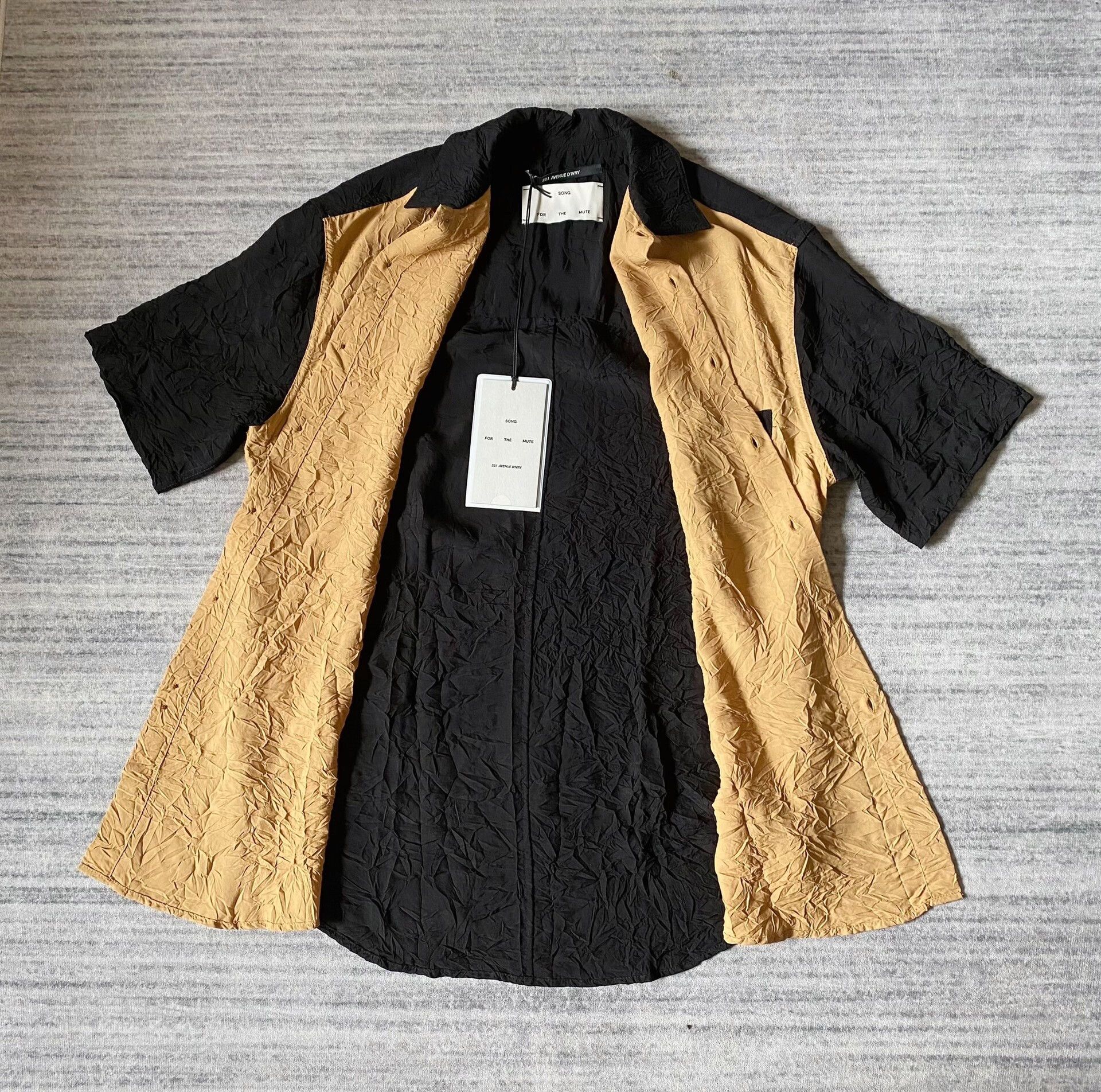 Song For The Mute black and yellow short sleeve Hawaiian shirt Size US M / EU 48-50 / 2 - 2 Thumbnail