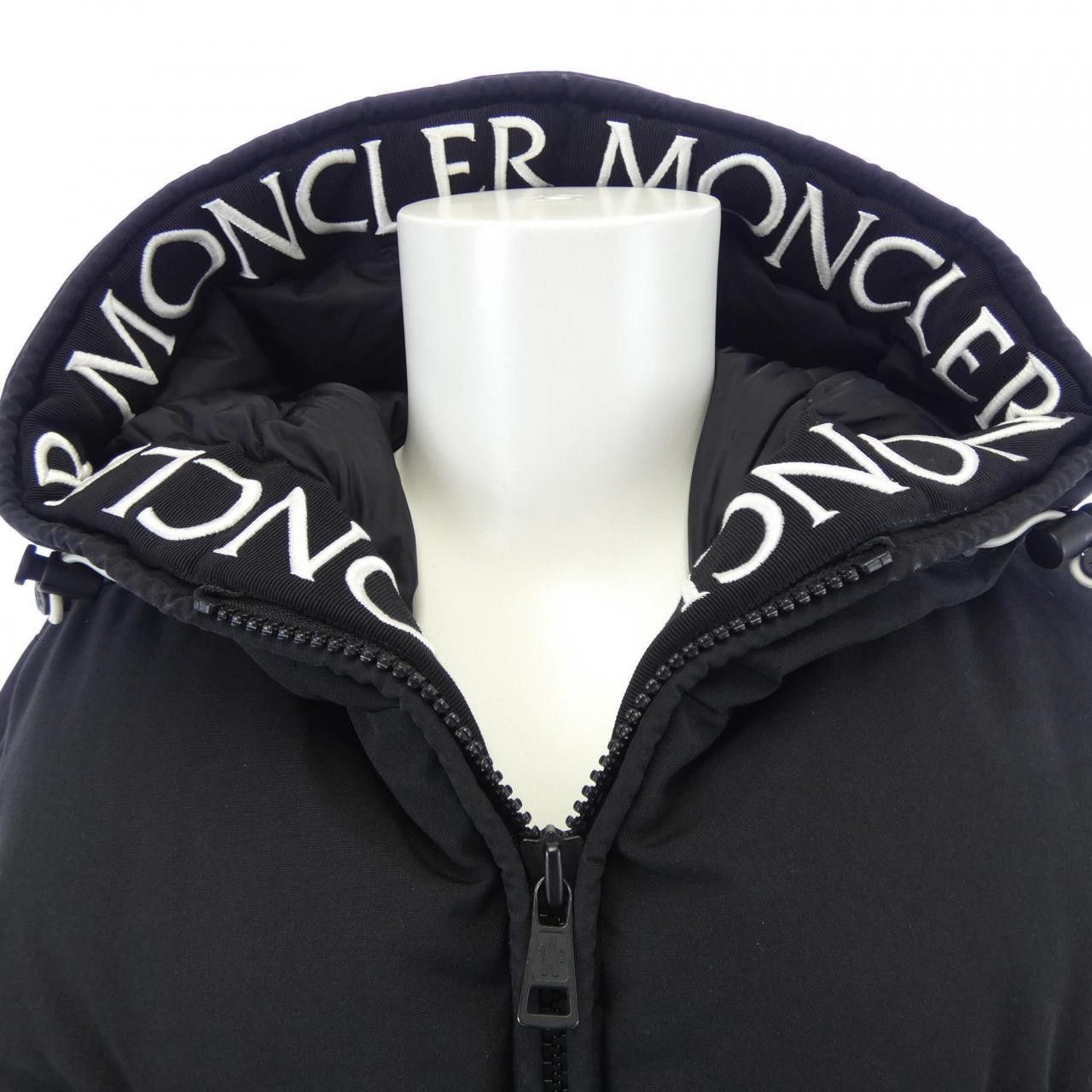 Moncler Moncler Moncler MONTCLAR 68352 Down Jacket Others Outerwear MONTCLAR DUTY FREE for USA Size ONE SIZE - 6 Thumbnail