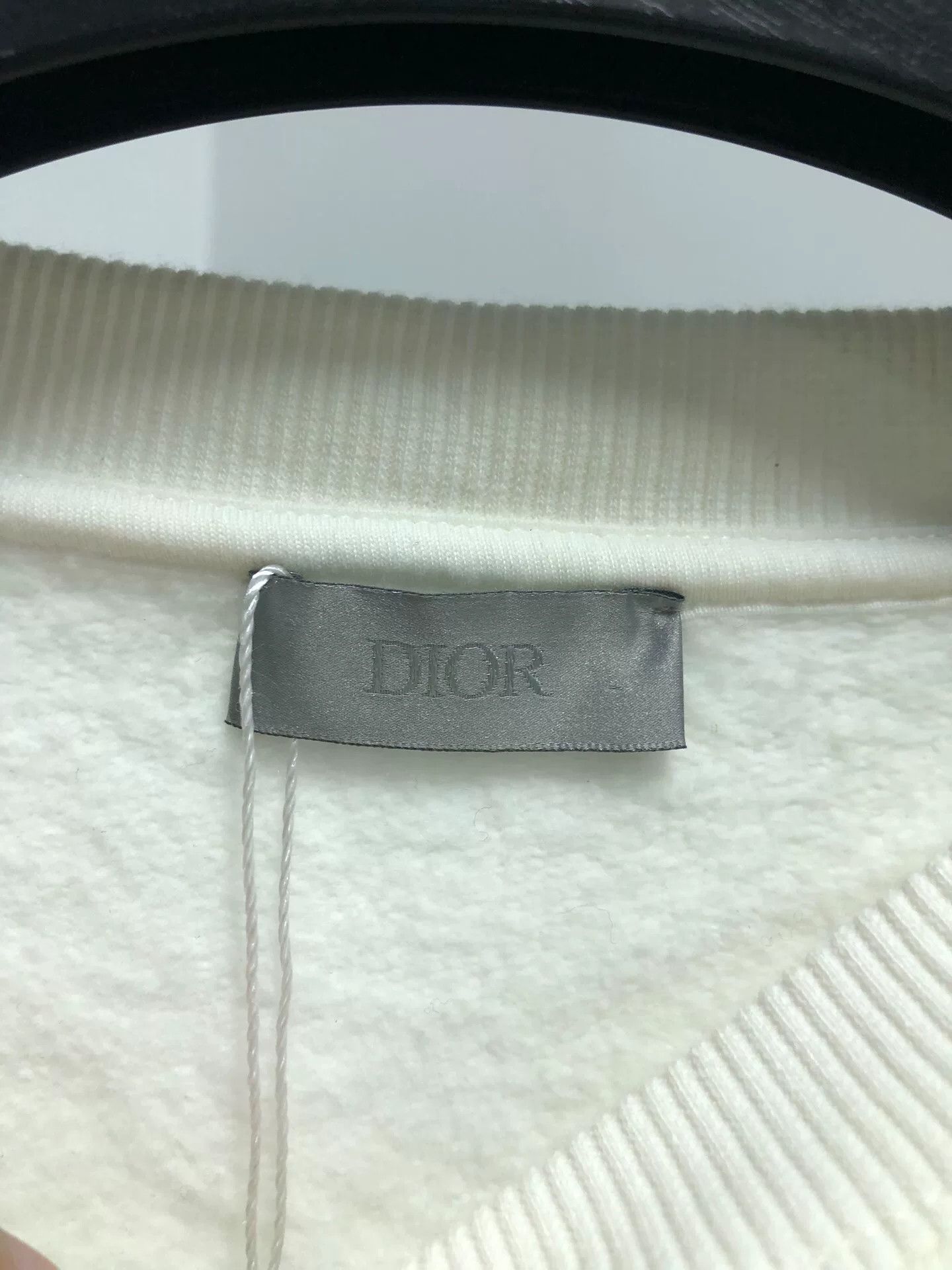 Dior white dior embroidered crewneck sweatshirt size L Size US L / EU 52-54 / 3 - 3 Thumbnail