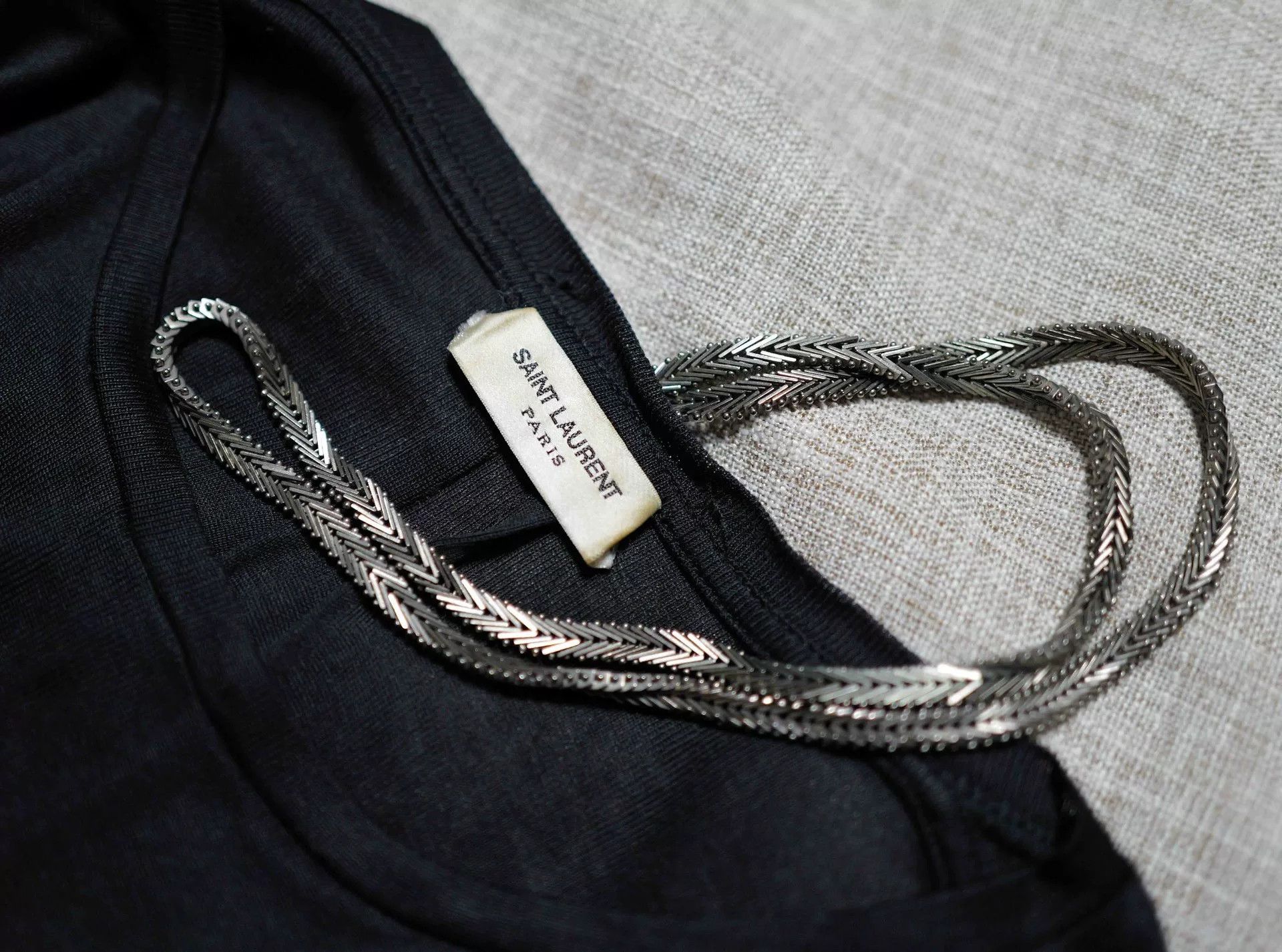 Yves Saint Laurent saint laurent silk pocket t-shirt Size US S / EU 44-46 / 1 - 3 Thumbnail