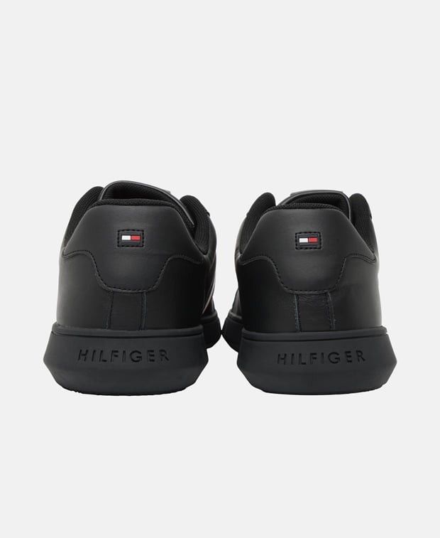 Tommy Hilfiger Essentail Sneakers Size US 9 / EU 42 - 2 Thumbnail