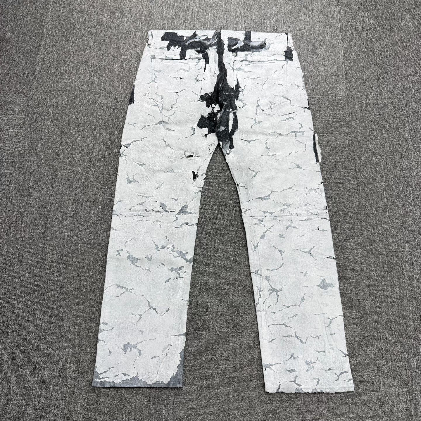 Givenchy Givenchy Crackled Denim Pants Size 36 Size US 36 / EU 52 - 2 Thumbnail