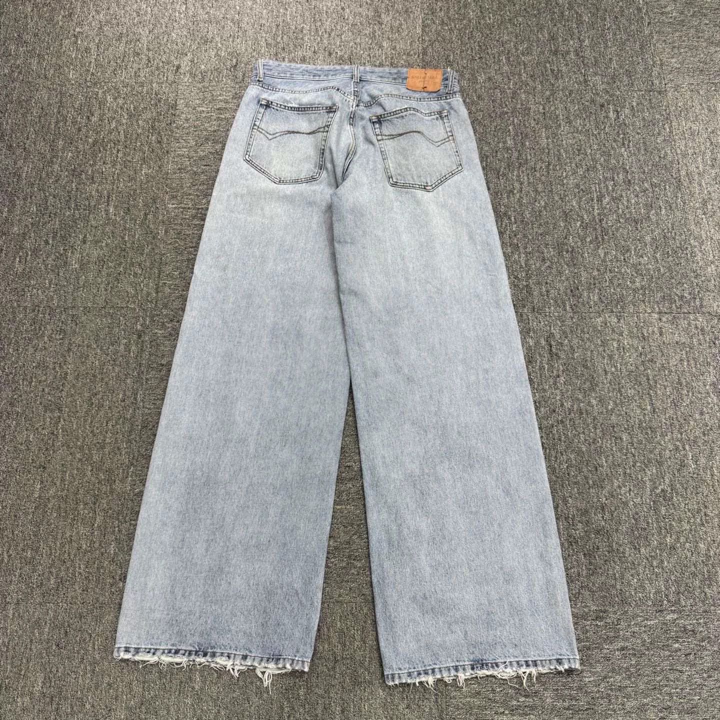Balenciaga Balenciaga Washed Vintage Denim Pants Size 26 Size US 26 / EU 42 - 2 Thumbnail