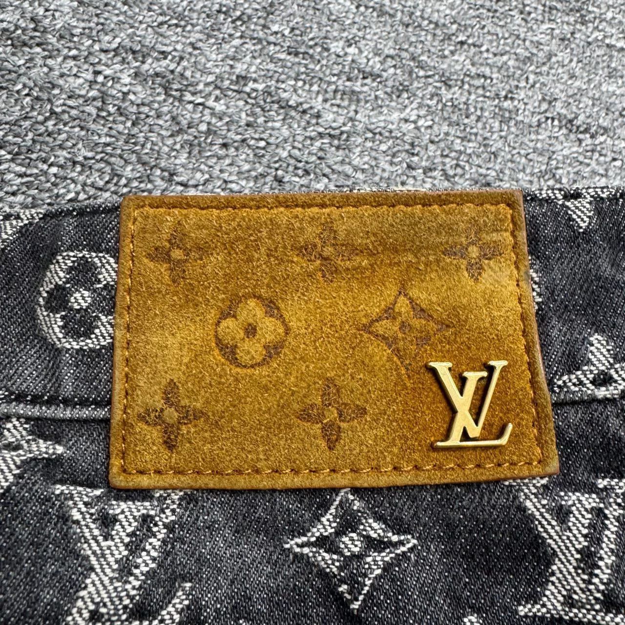 Louis Vuitton louis vuitton distressed embroidered denim pants Size US 30 / EU 46 - 3 Thumbnail