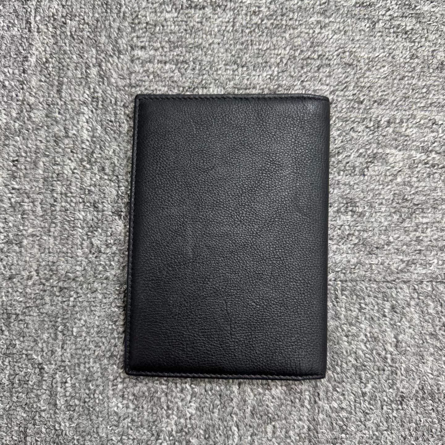 Chanel Chanel Black Leather Passport Holder Size ONE SIZE - 2 Thumbnail