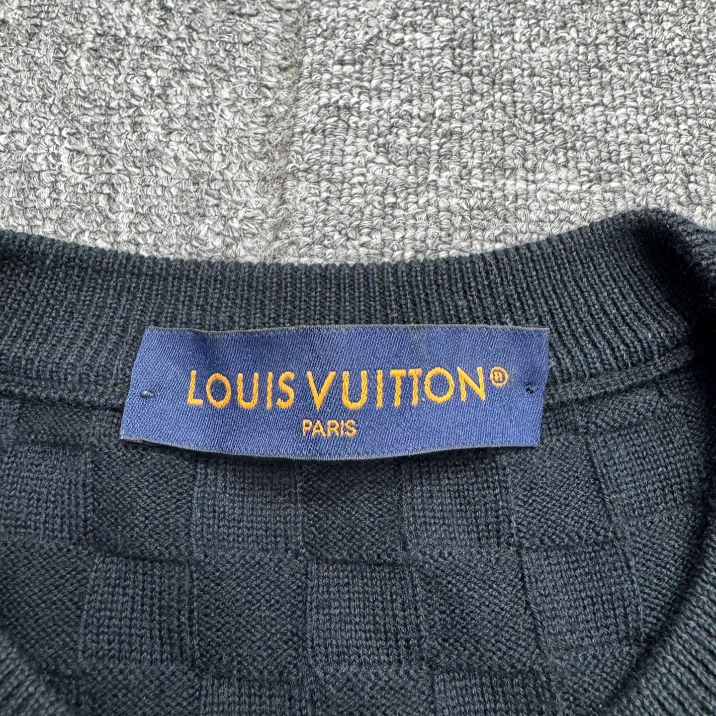 Louis Vuitton louis vuitton checkerboard sweatshirt Size US M / EU 48-50 / 2 - 3 Thumbnail