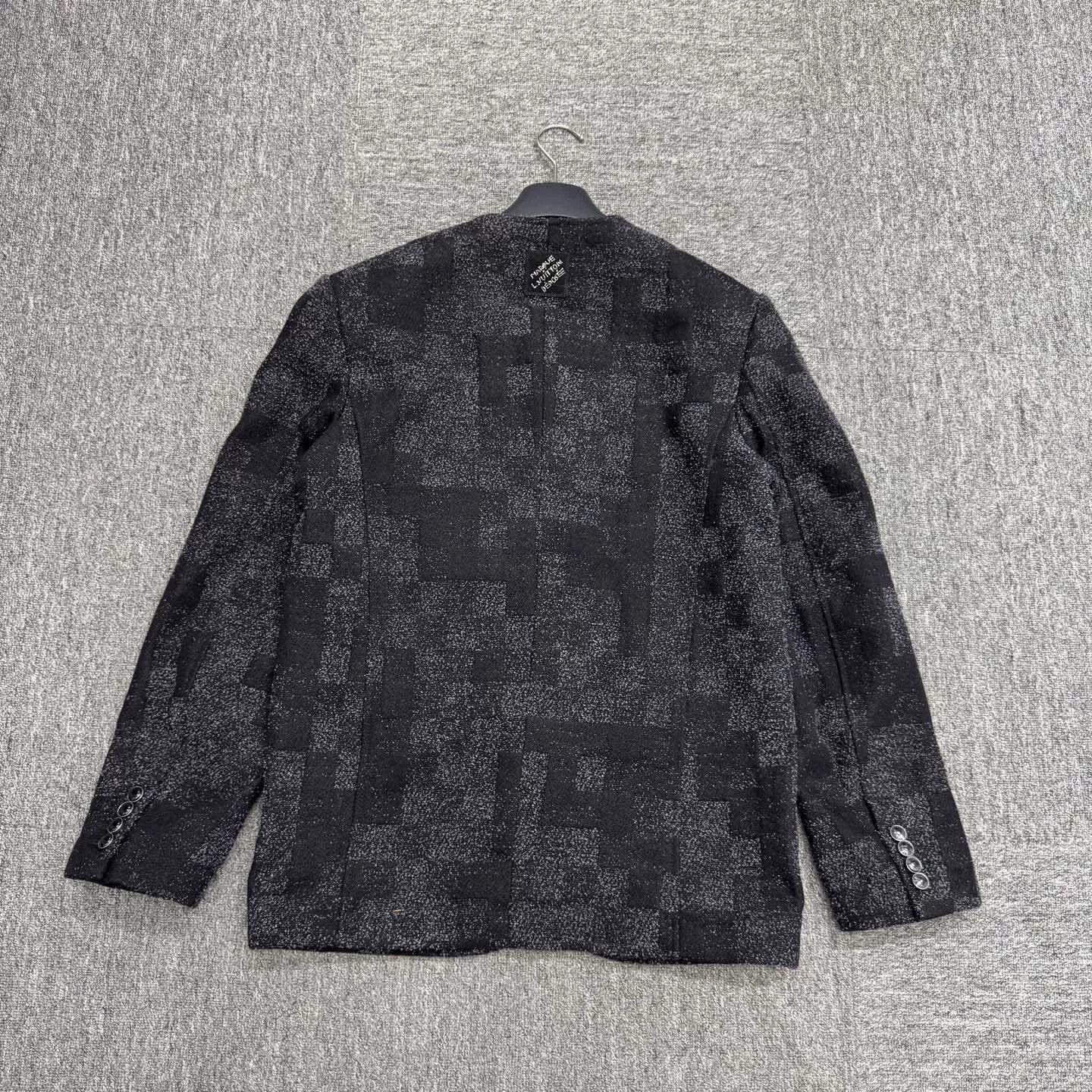 Louis Vuitton louis vuitton checkerboard suit jacket Size US M / EU 48-50 / 2 - 2 Thumbnail