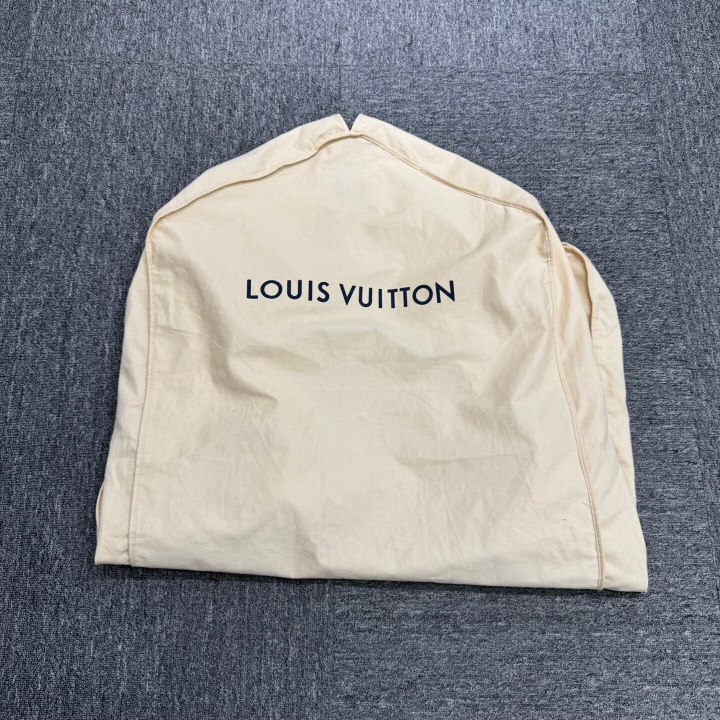 Louis Vuitton louis vuitton navy cashmere suit jacket Size US L / EU 52-54 / 3 - 6 Thumbnail
