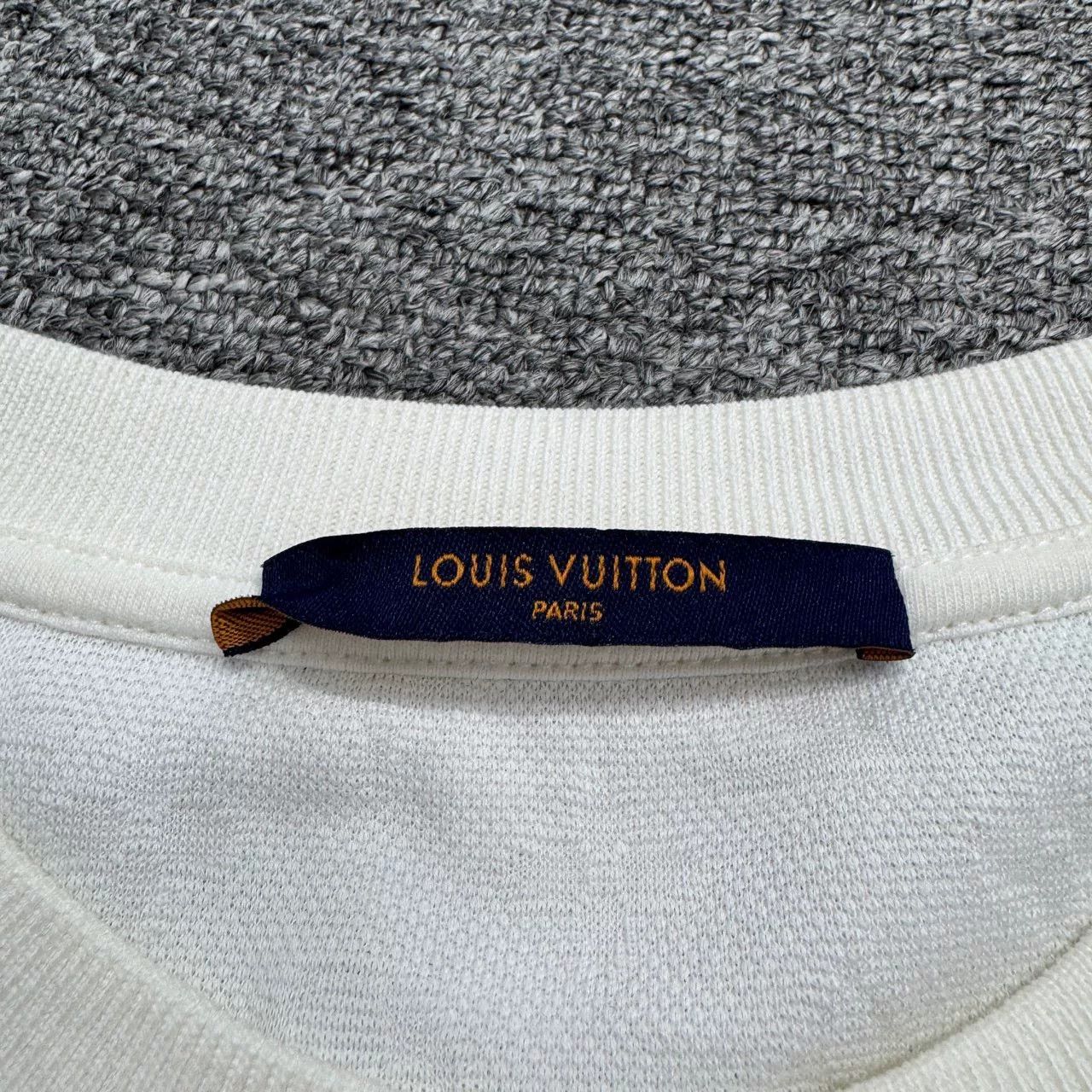 Louis Vuitton louis vuitton monogram short sleeve shirt Size US M / EU 48-50 / 2 - 3 Thumbnail