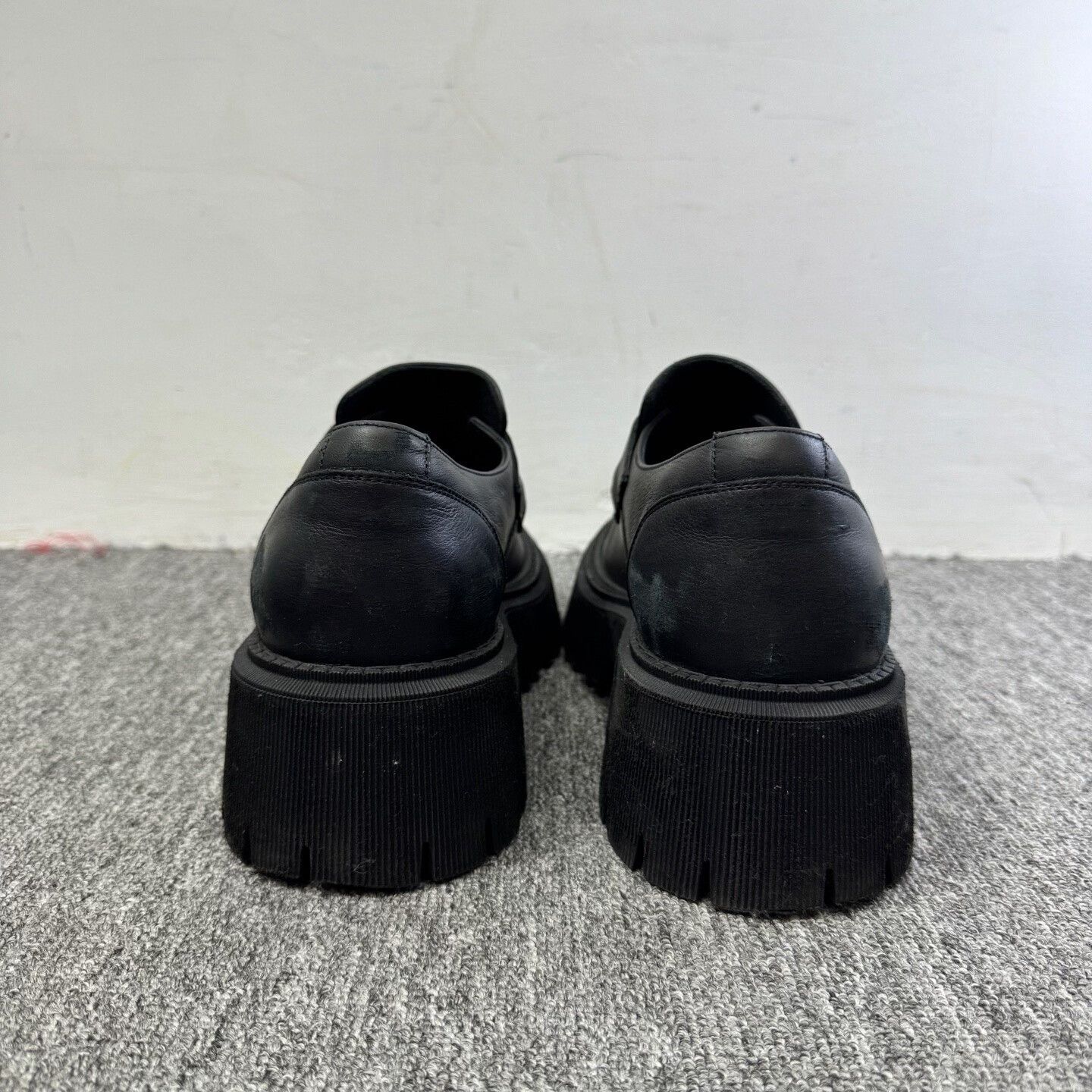 Balenciaga Balenciaga Worn Look Loafers Size 44 Size US 10.5 / EU 43-44 - 3 Thumbnail