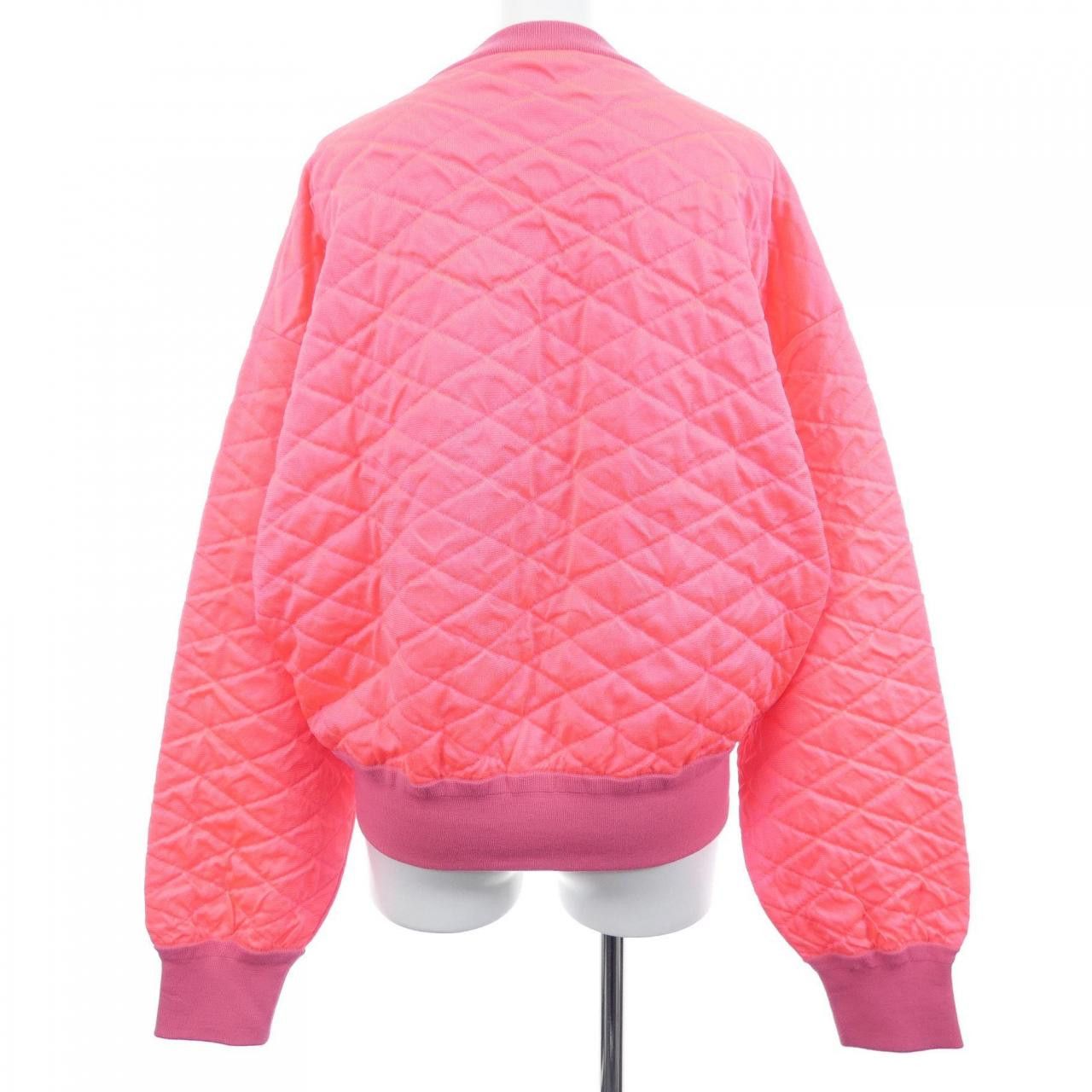 Louis Vuitton Louis Vuitton Louis Vuitton Quilted Pullover Top Cotton Tops FNKL06PT9 DUTY FREE for USA Size ONE SIZE - 2 Thumbnail