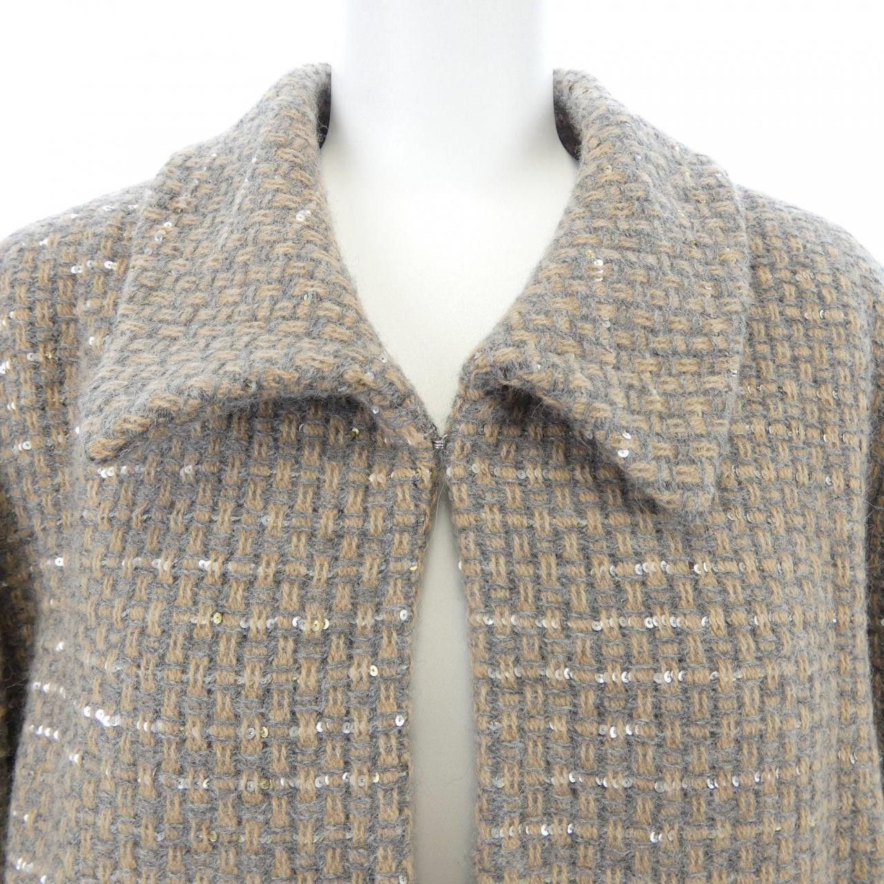 Chanel Chanel Chanel P16688V09151 00A Setup Others Suits P16688V09151 00A DUTY FREE for USA Size ONE SIZE - 5 Thumbnail