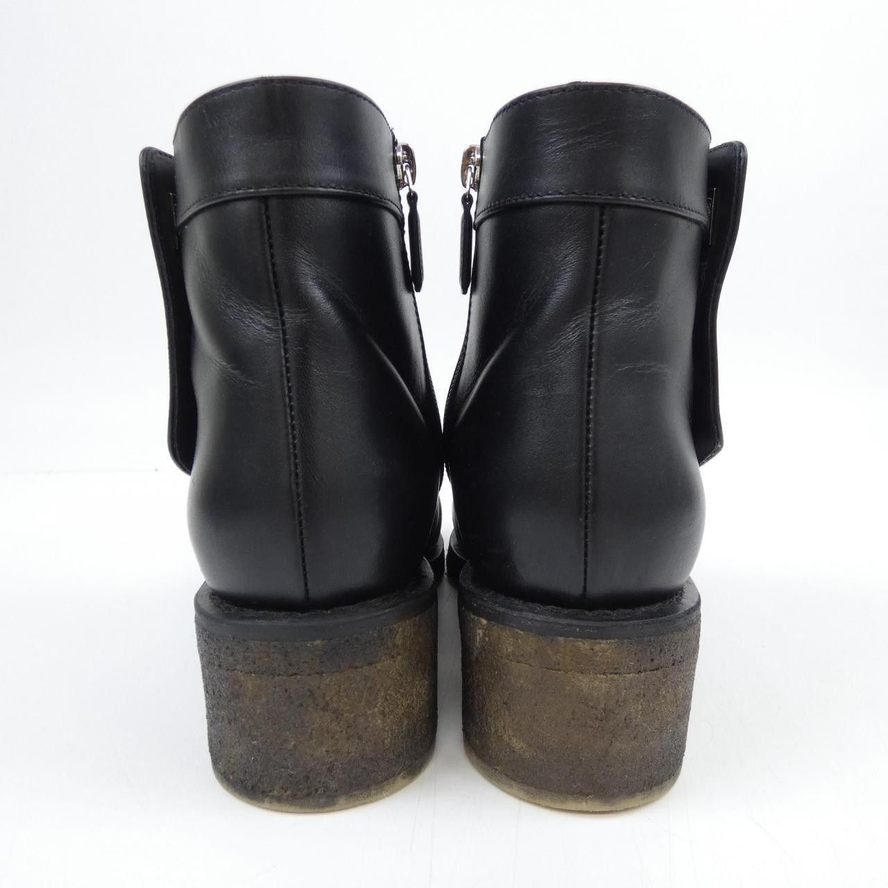 Chanel Chanel Chanel Turnlock Boots Leather Shoes G31204X47535 DUTY FREE for USA Size ONE SIZE - 5 Thumbnail