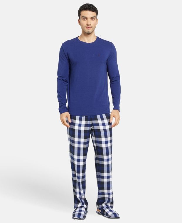 Tommy Hilfiger Pyjamas with slippers Size US 8 / EU 41 - 2 Thumbnail