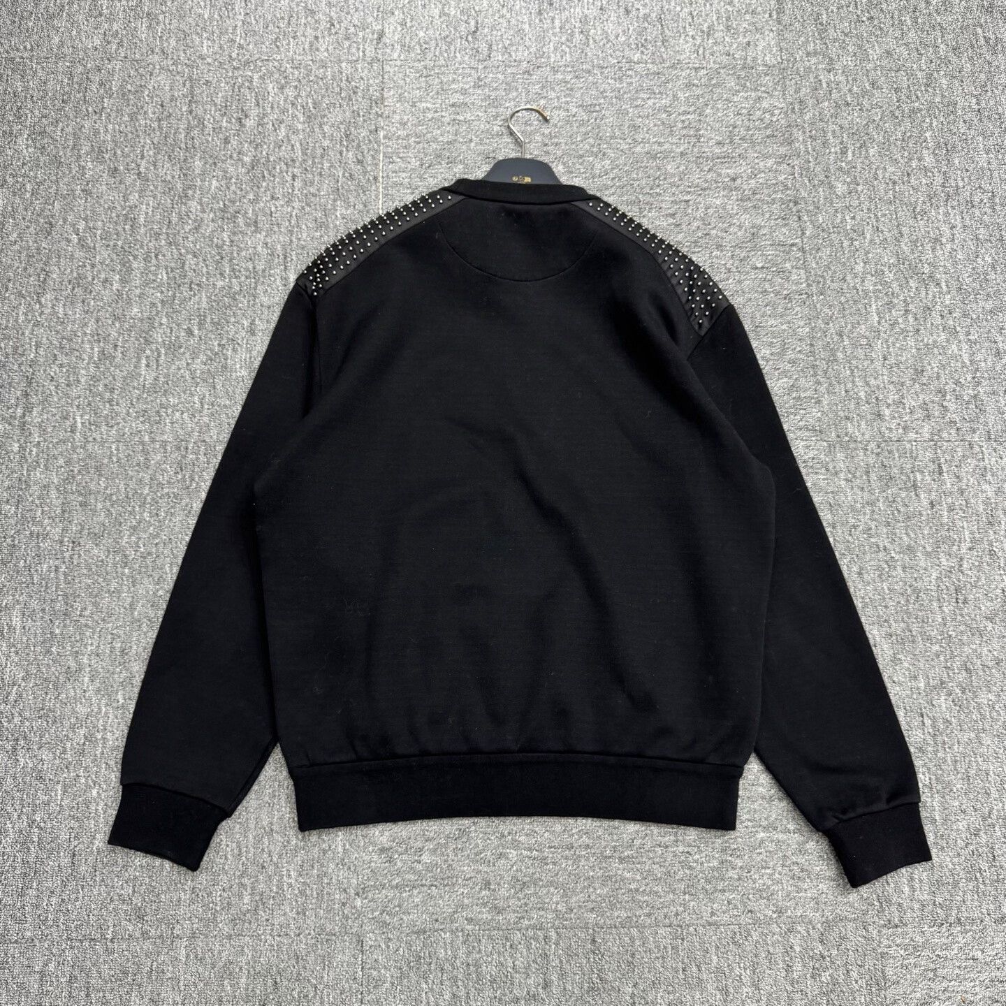 Prada prada studded sweatshirt in size large Size US L / EU 52-54 / 3 - 2 Thumbnail